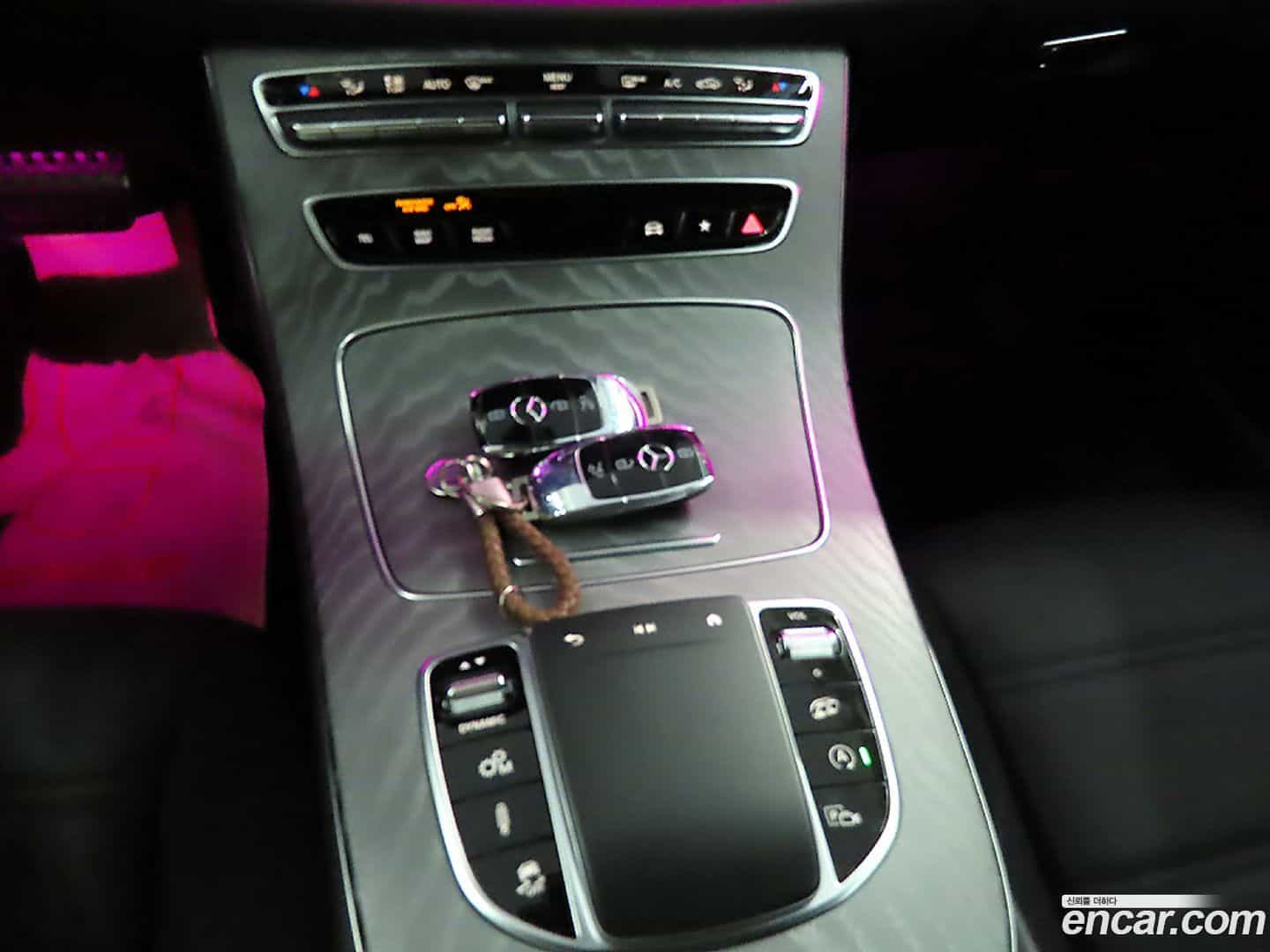E-Class Mercedes-Benz 2023.5-OPTION-015