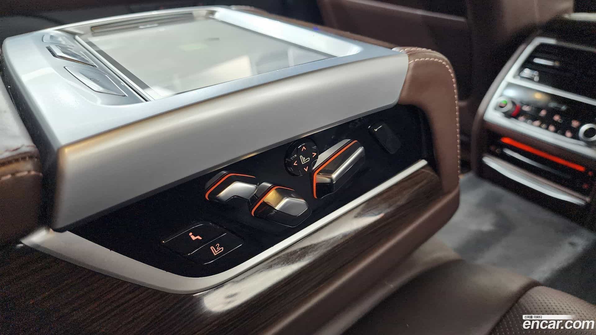 7-Series BMW 2019.6-OPTION-023