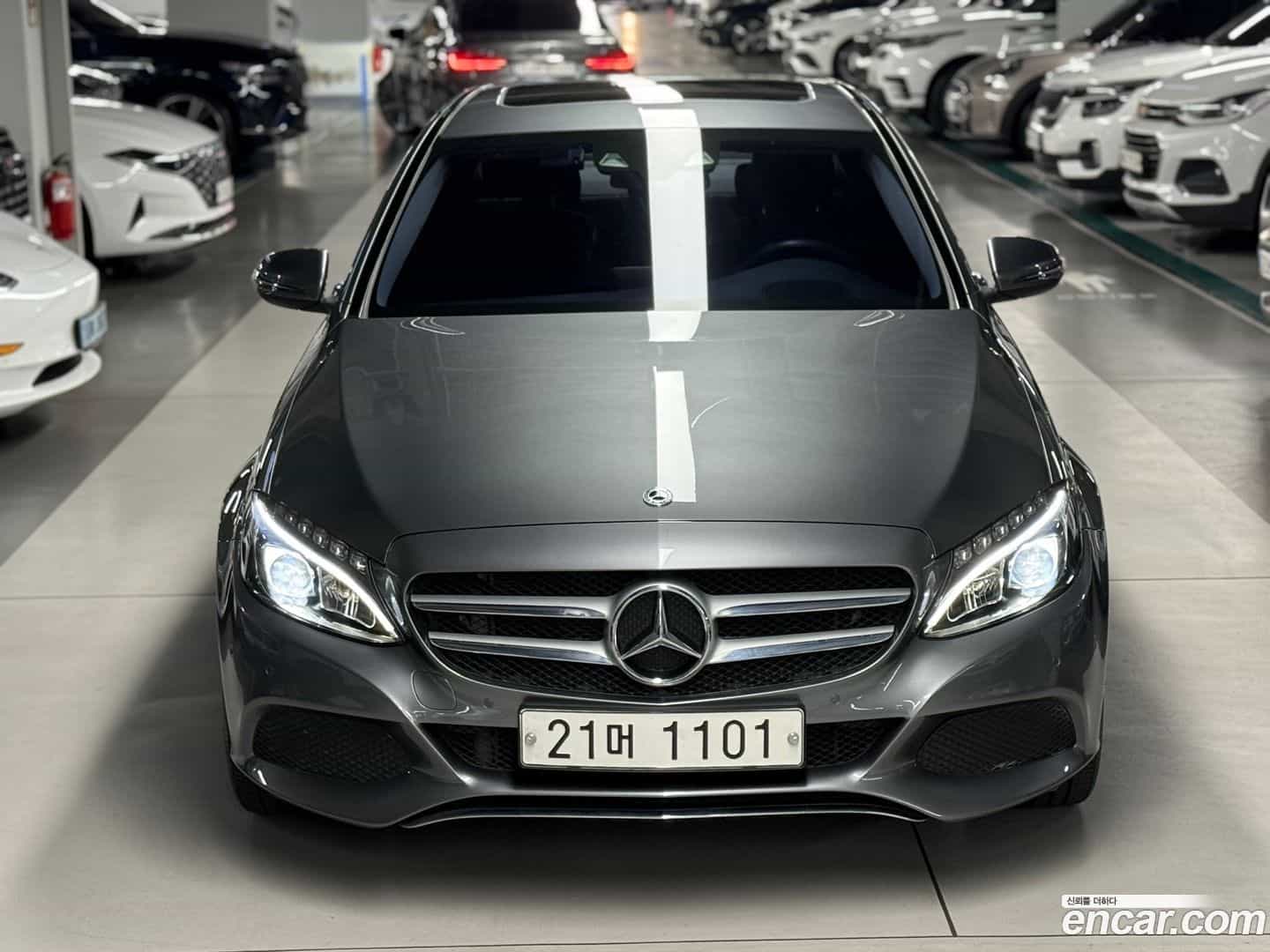C-Class Mercedes-Benz 2017.11-OUTER-001