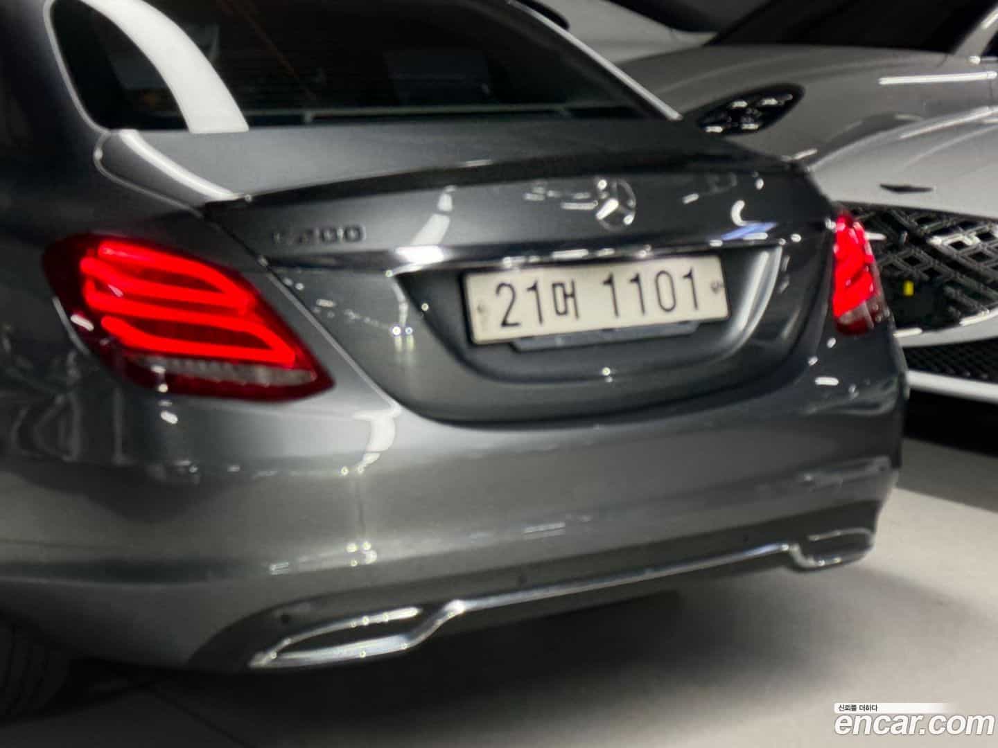 C-Class Mercedes-Benz 2017.11-OUTER-004