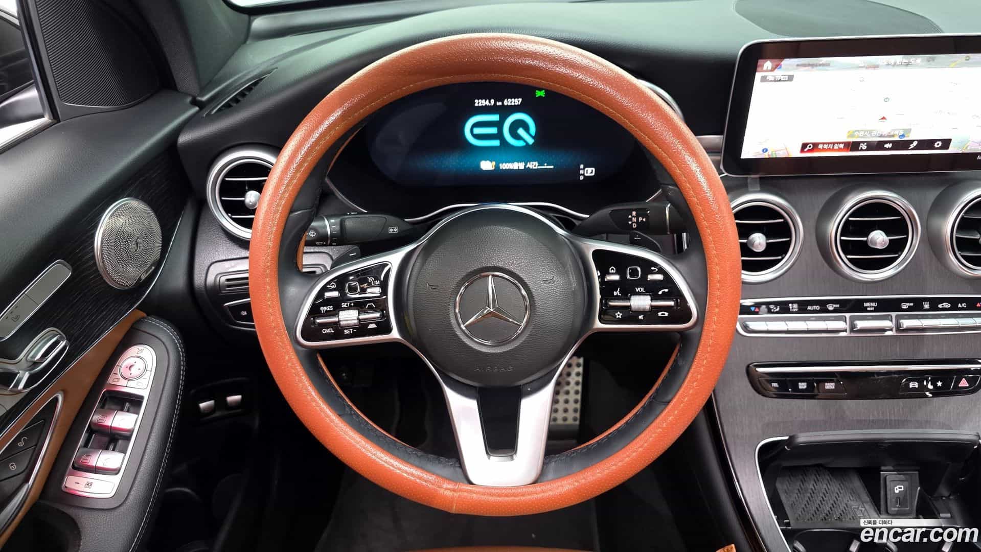 GLC-Class Mercedes-Benz 2021.8-OPTION-018