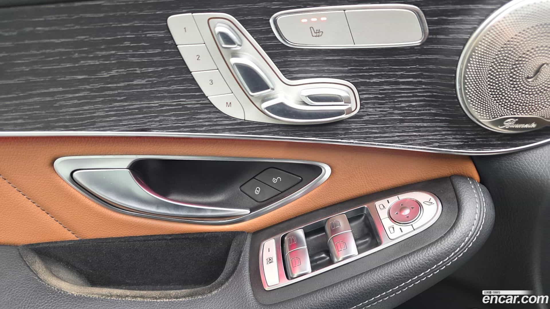GLC-Class Mercedes-Benz 2021.8-OPTION-041