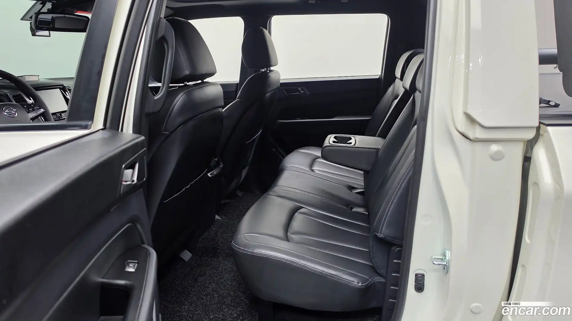 Rexton KG Mobility 2021.6-OPTION-015