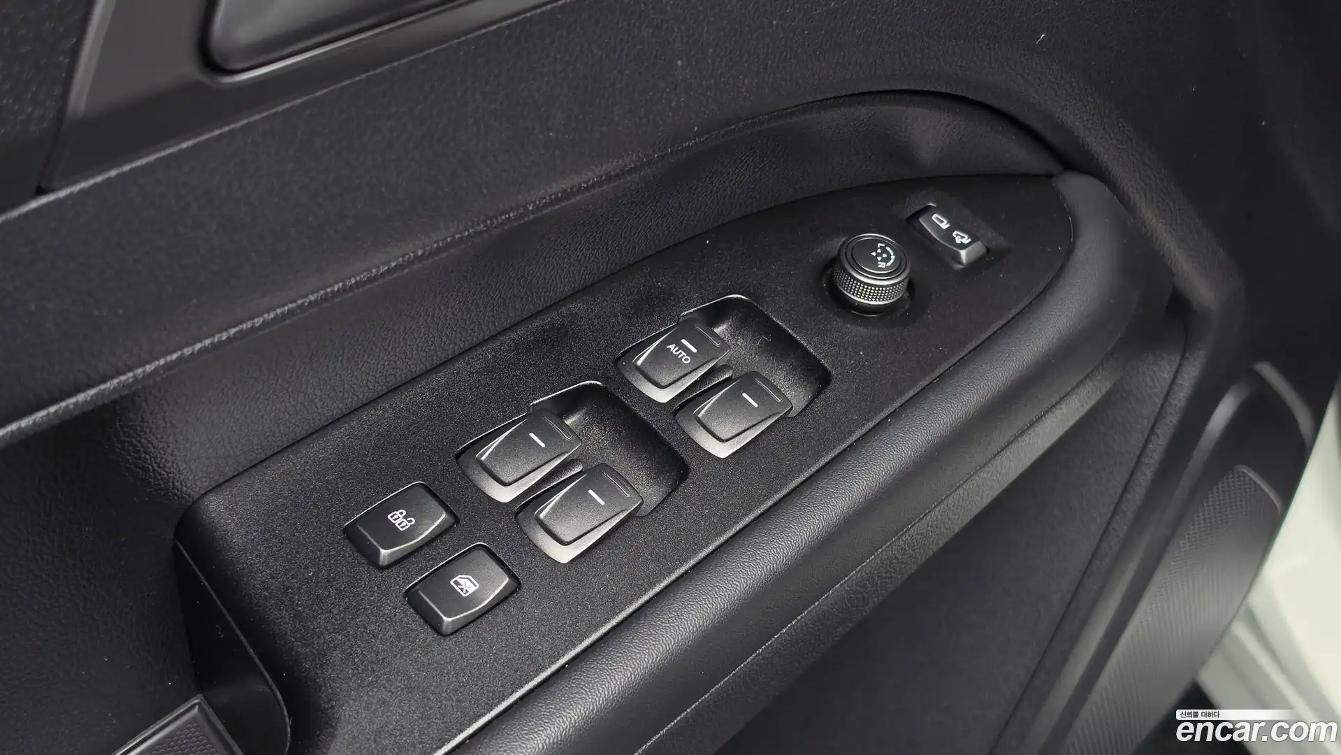 Rexton KG Mobility 2021.6-OPTION-022