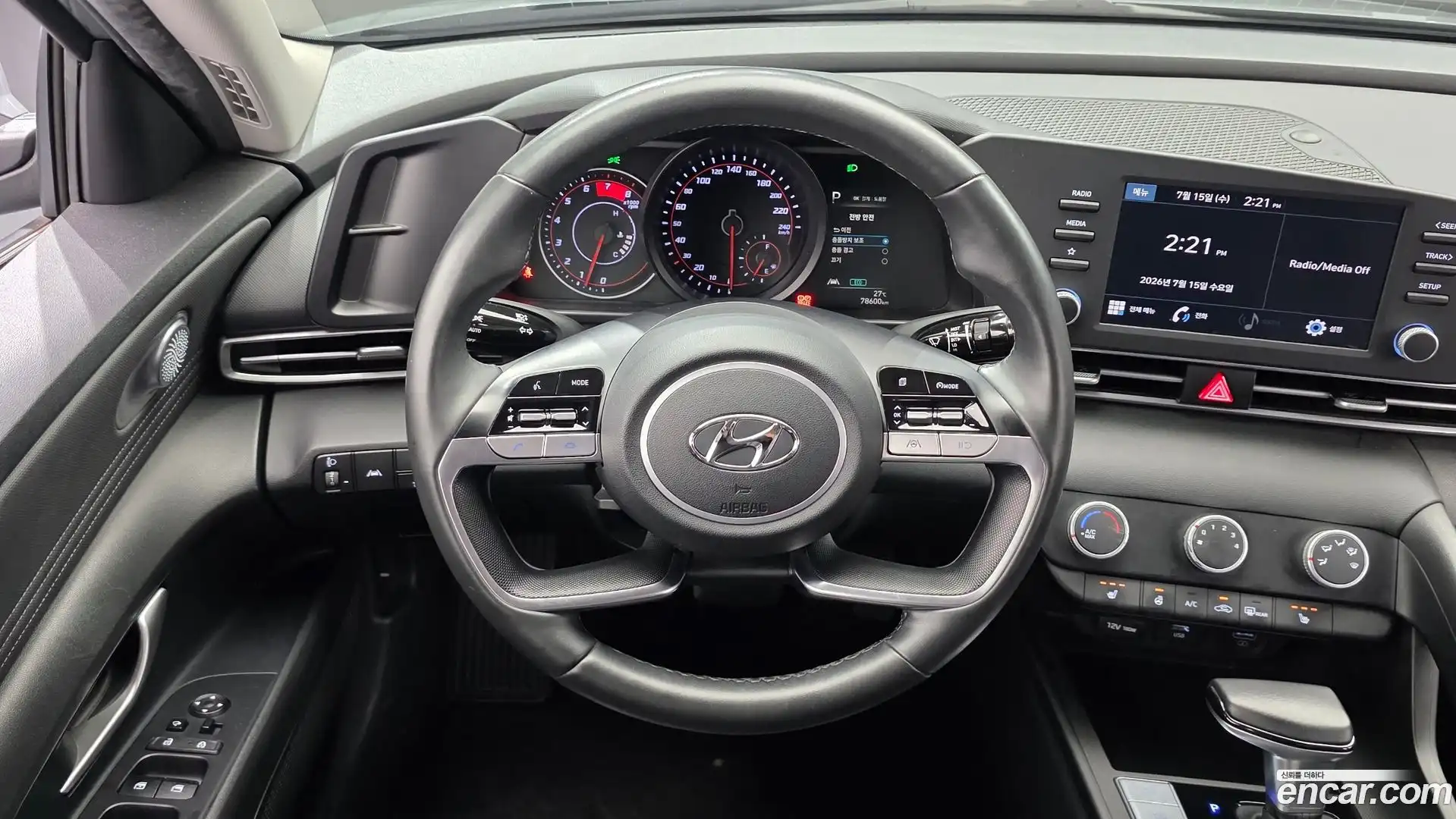 AVANTE Hyundai 2021.3-OPTION-017