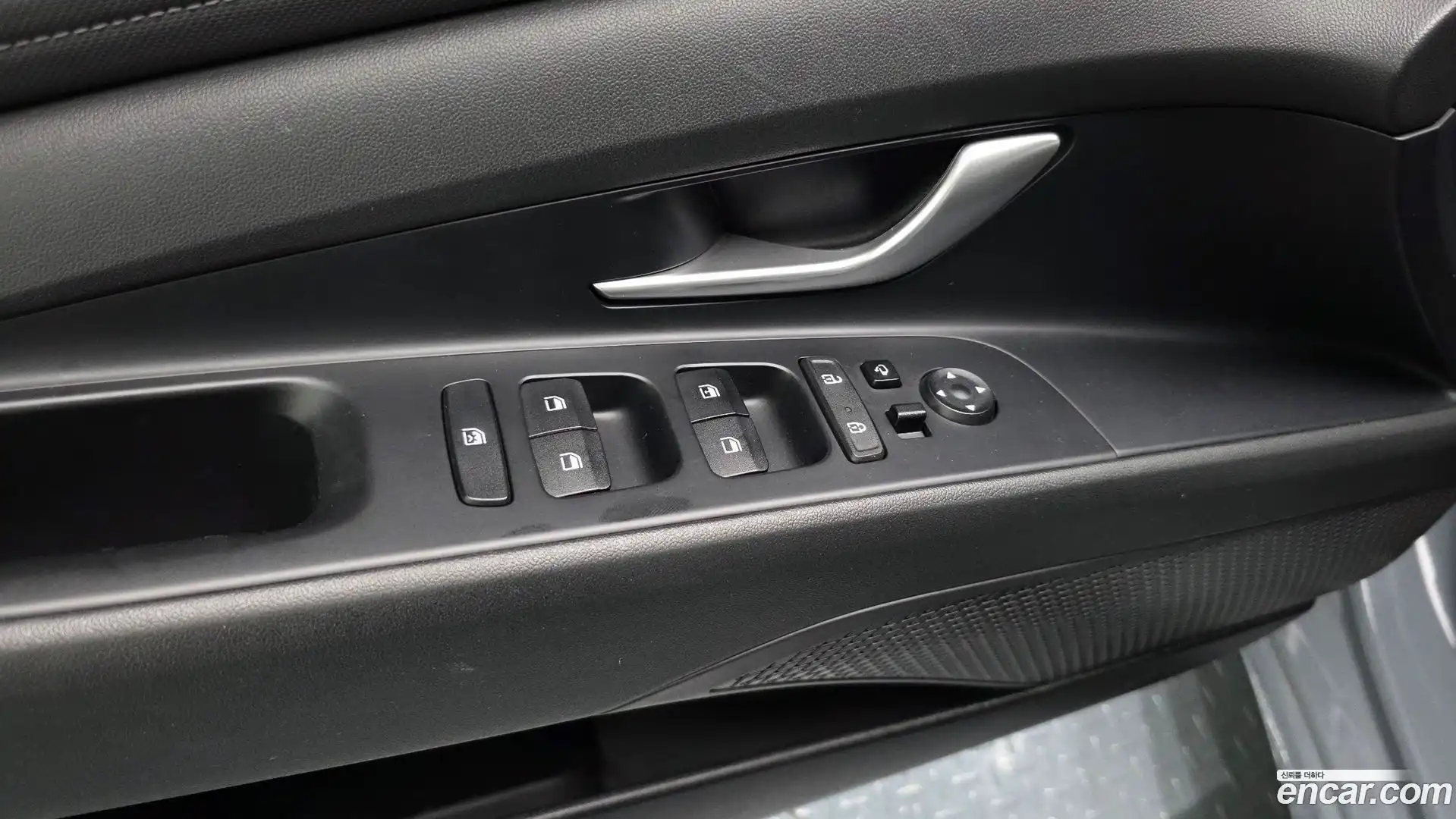AVANTE Hyundai 2021.3-OPTION-041