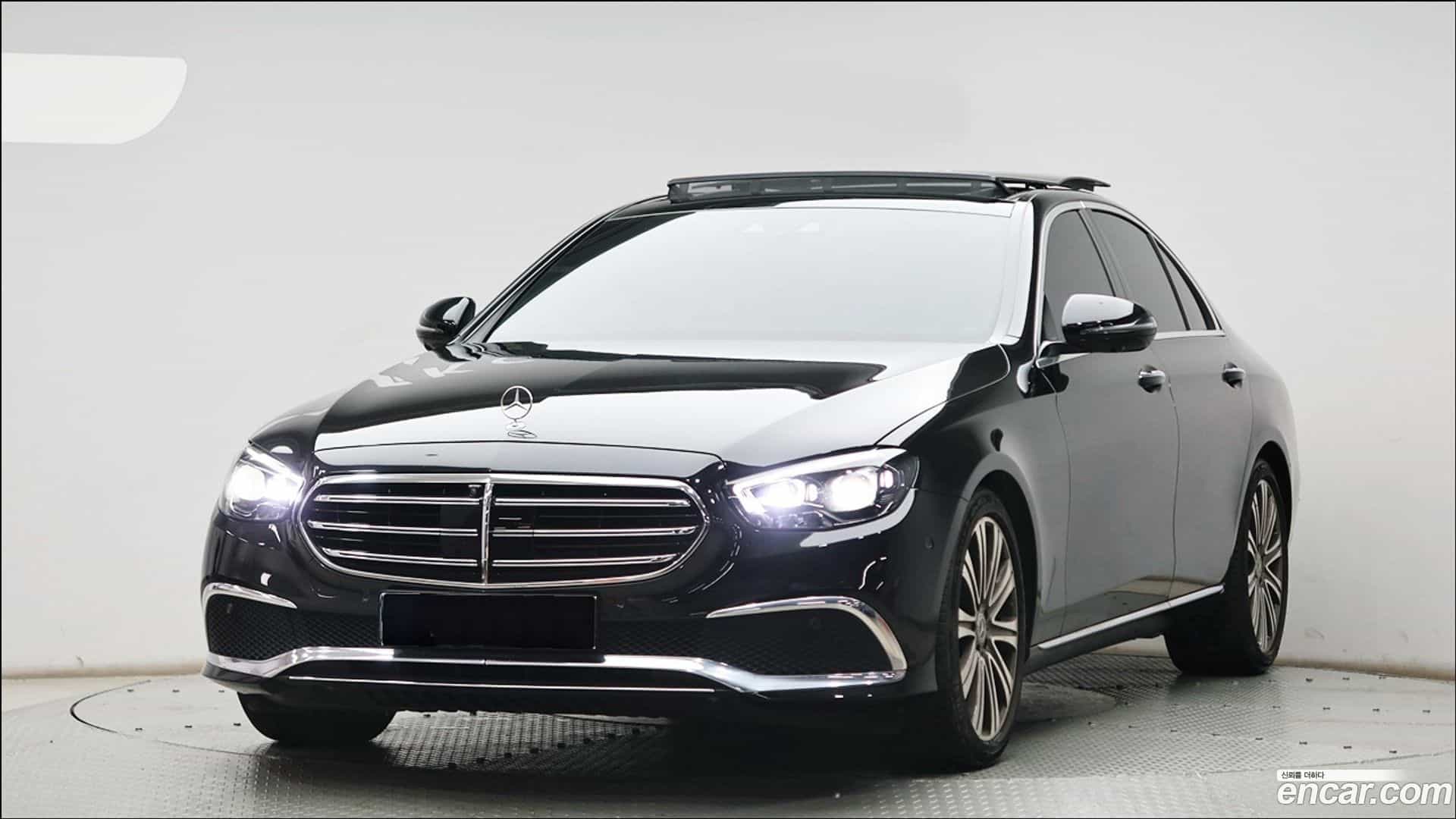 E-Class Mercedes-Benz 2021.2-OUTER-003