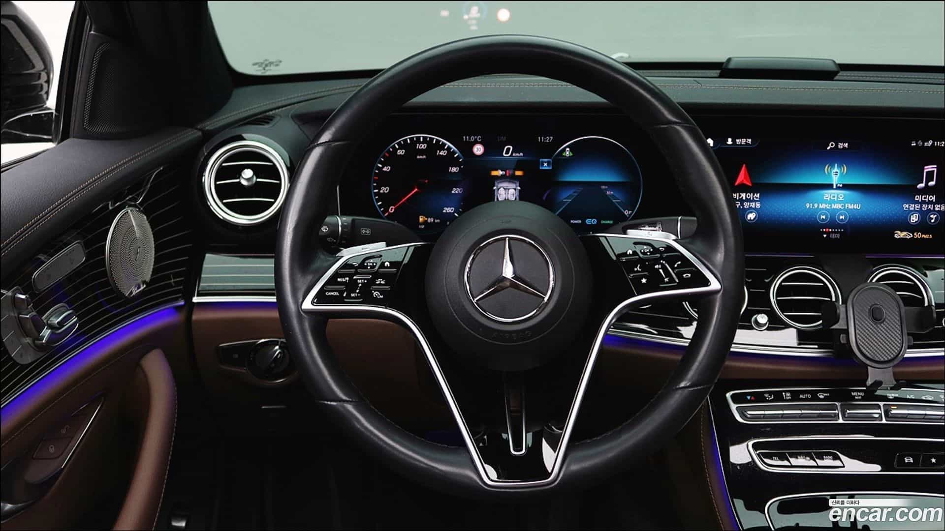 E-Class Mercedes-Benz 2021.2-INNER-009
