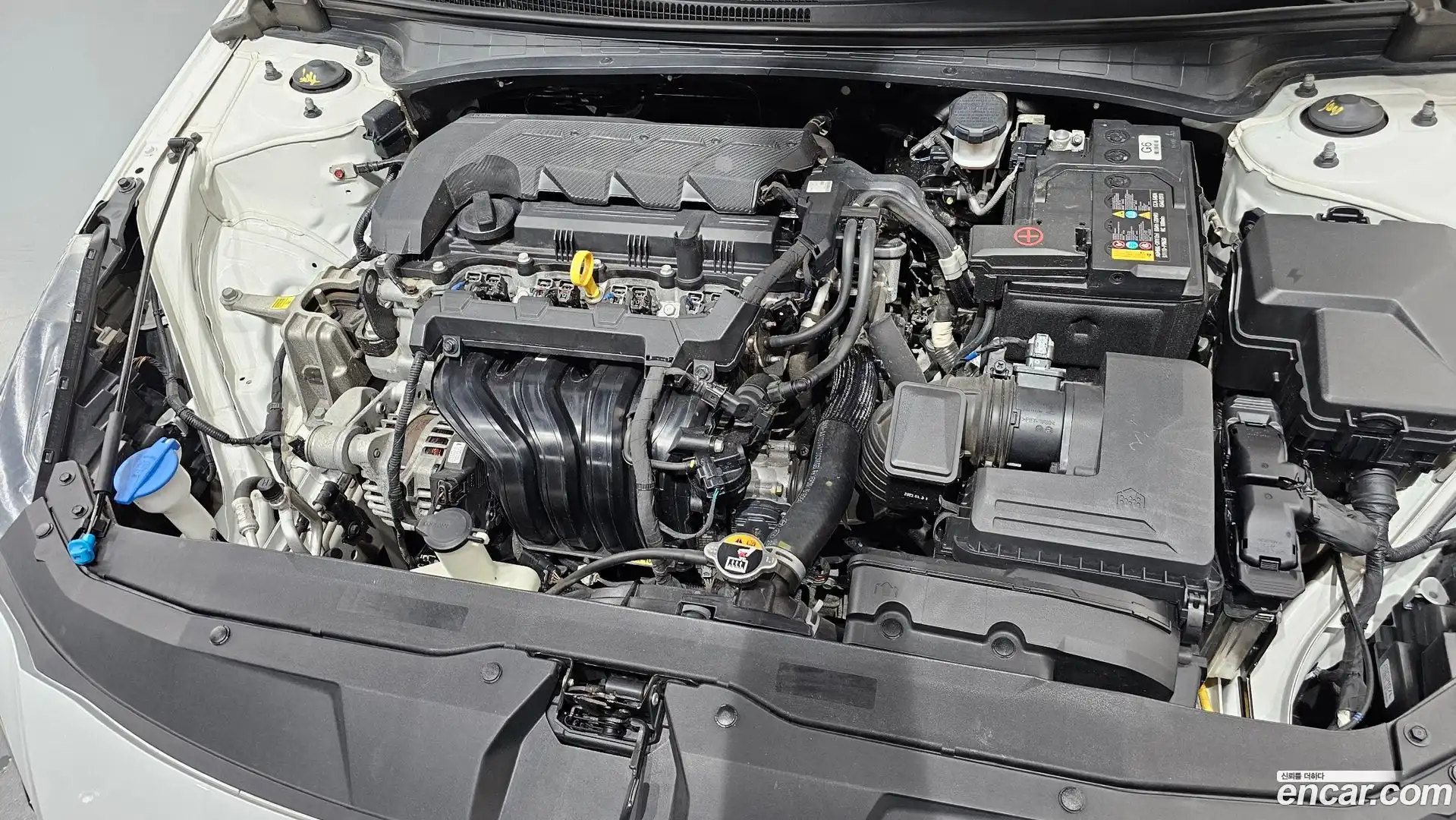 AVANTE Hyundai 2023.2-OUTER-006