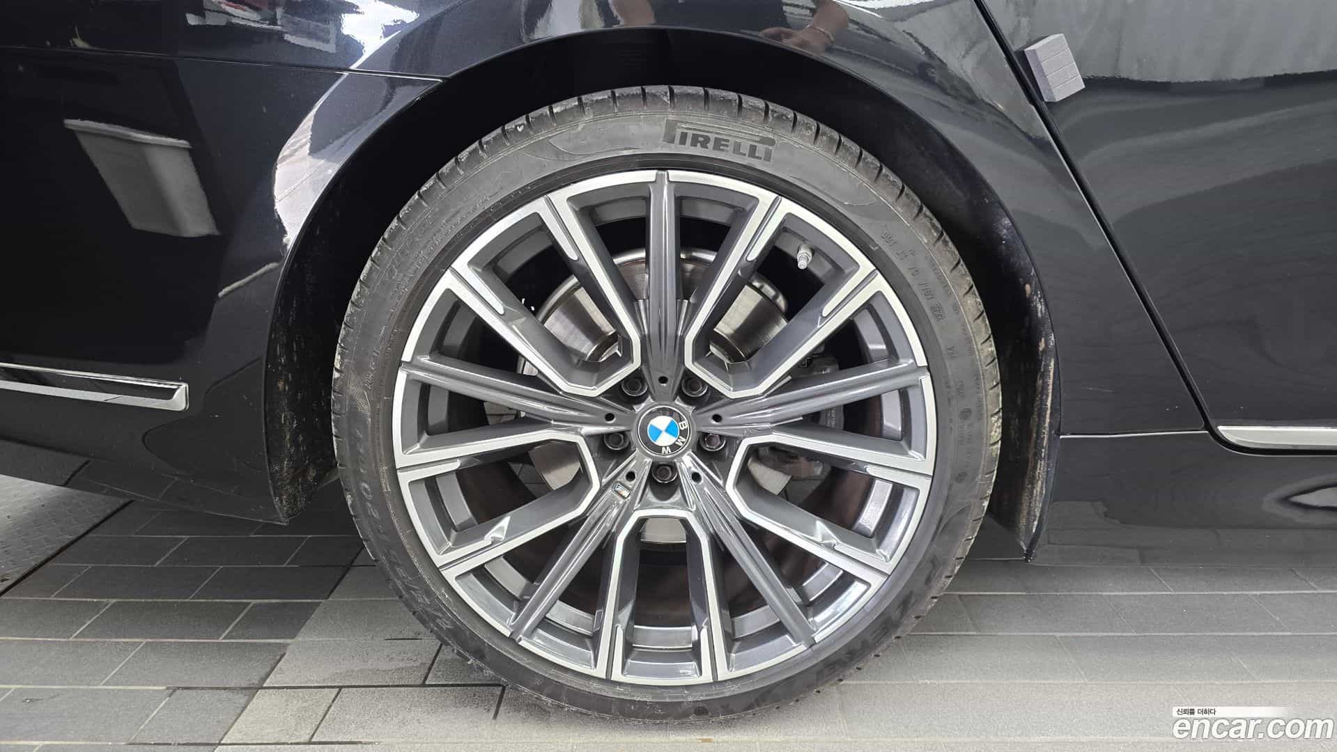 7-Series BMW 2021.6-OUTER-005