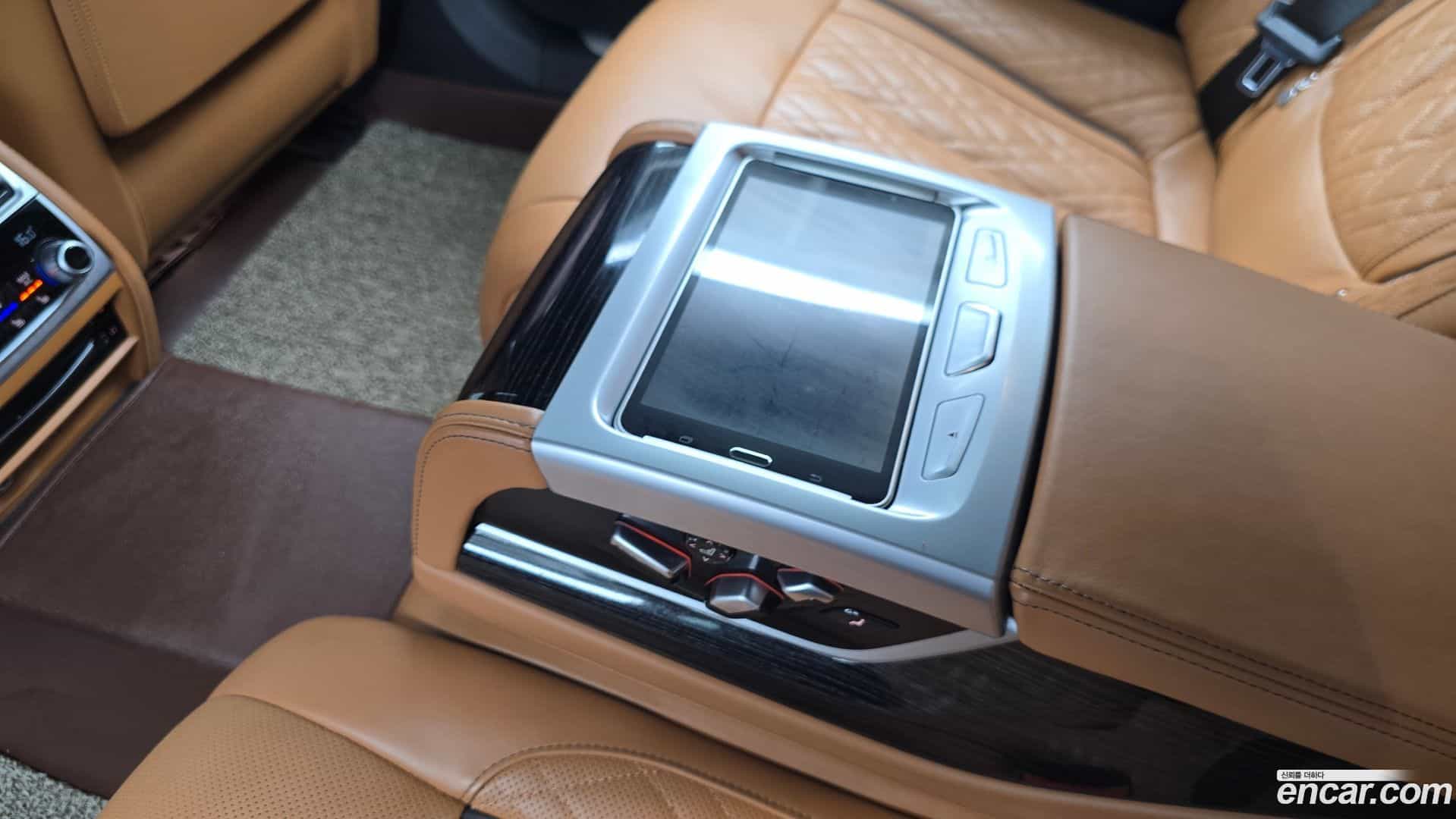 7-Series BMW 2021.6-OPTION-045