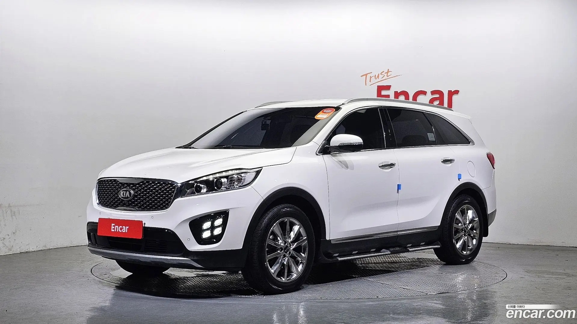 Main__Slider__Photo:Sorento Kia 2015.8-0