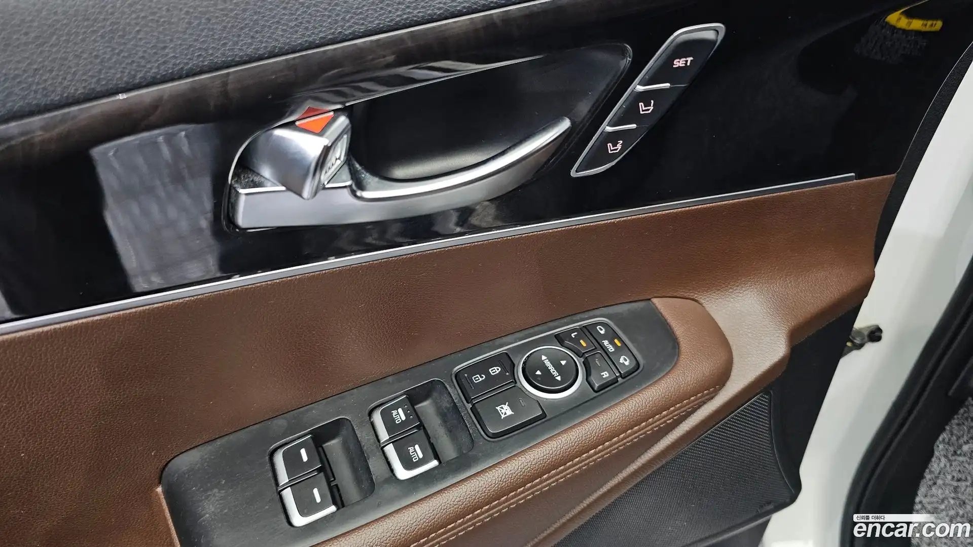 Sorento Kia 2015.8-OPTION-042