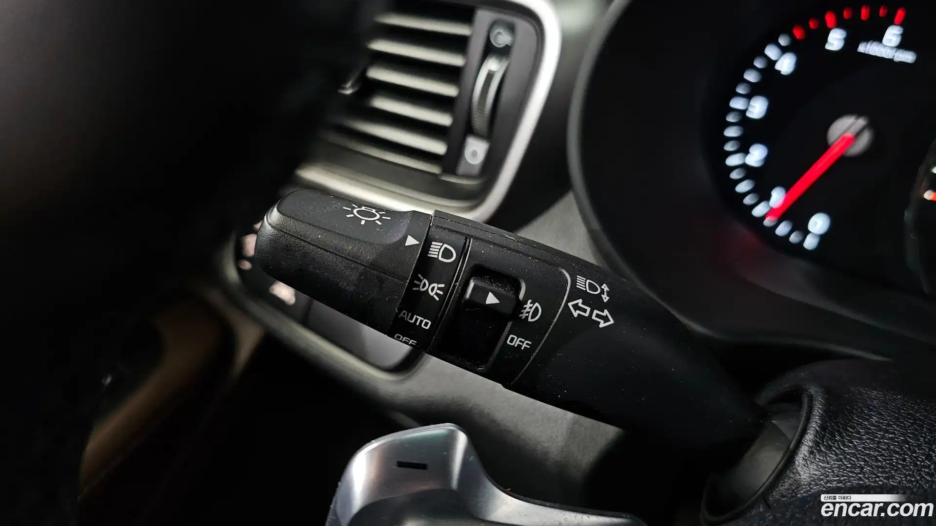 Sorento Kia 2015.8-OPTION-043