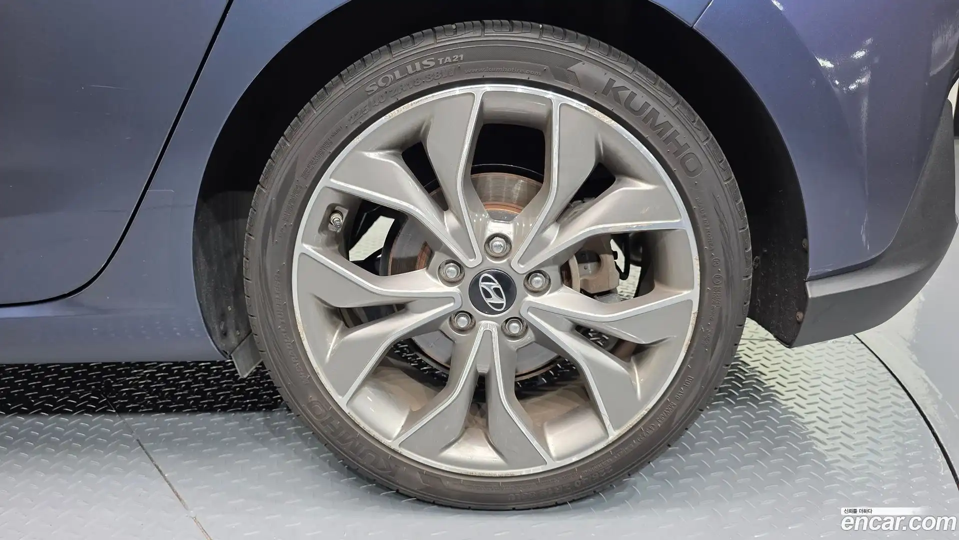 i30 Hyundai 2018.10-OUTER-031