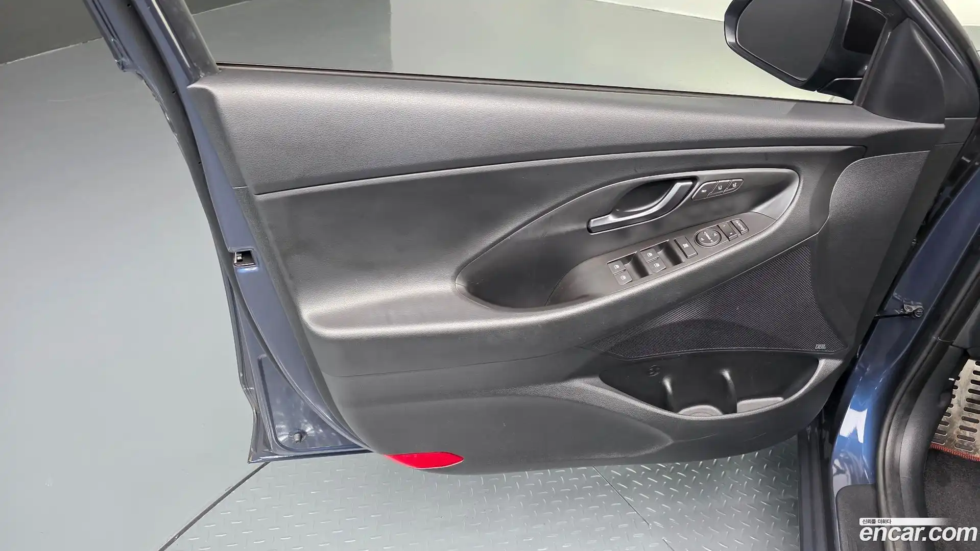 i30 Hyundai 2018.10-INNER-034