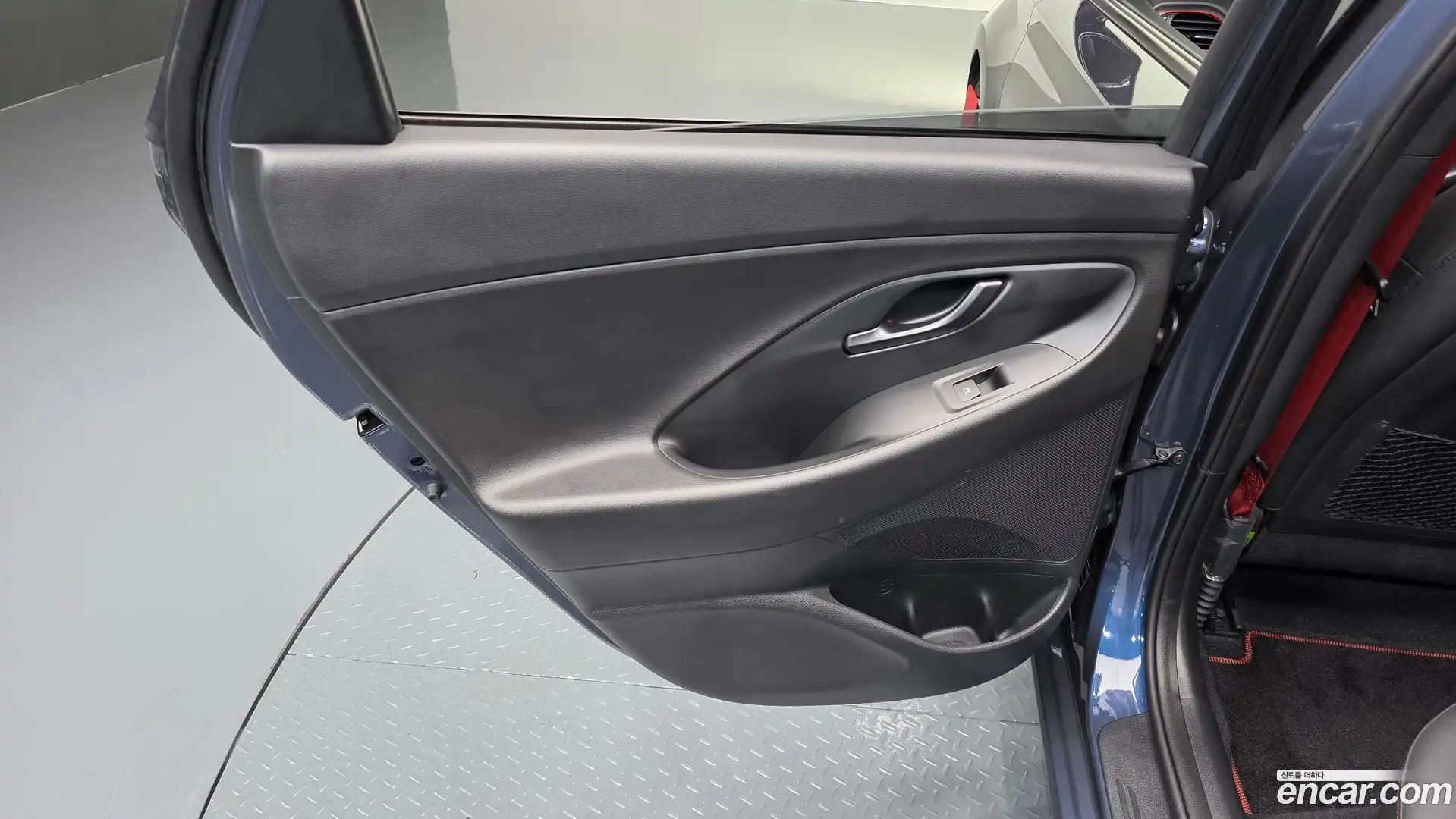 i30 Hyundai 2018.10-INNER-035