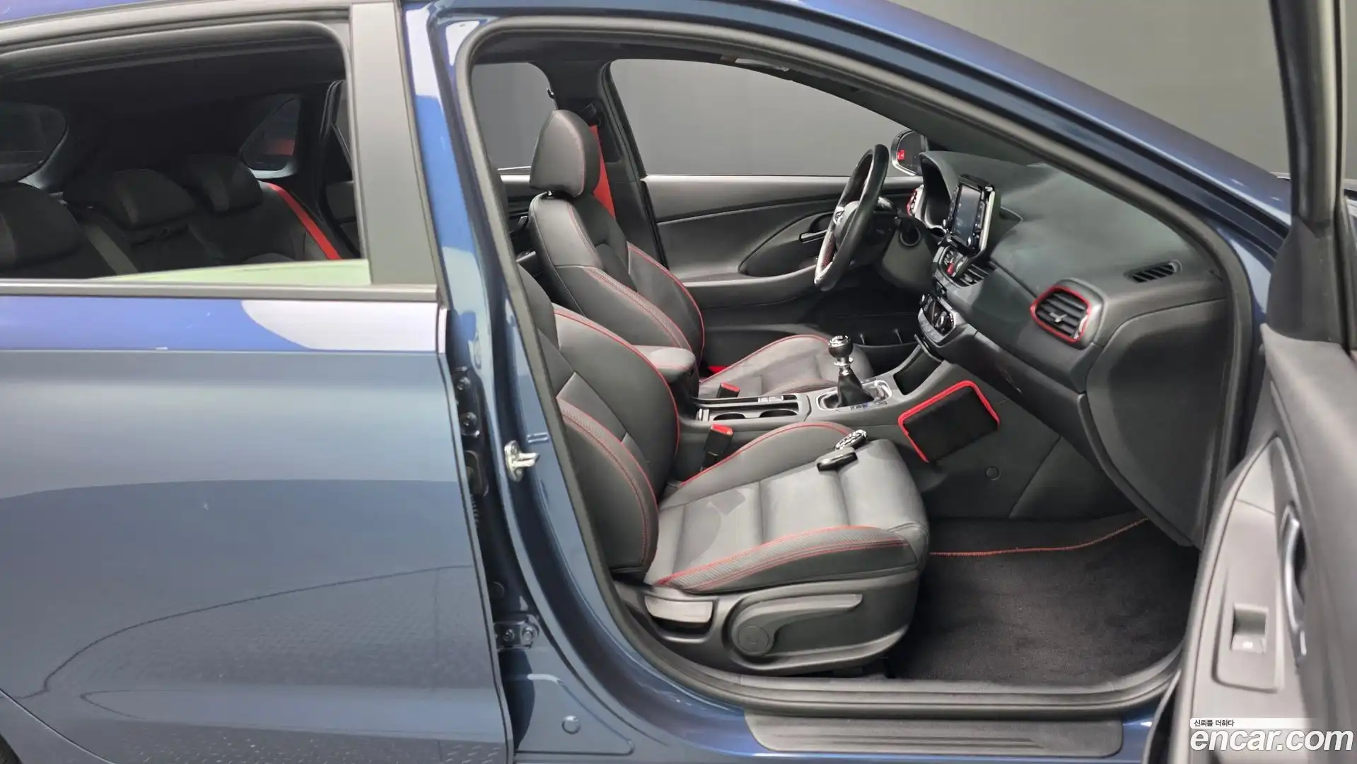 i30 Hyundai 2018.10-INNER-036