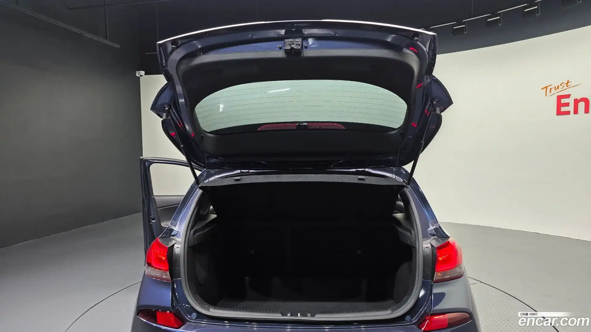 i30 Hyundai 2018.10-OPTION-045