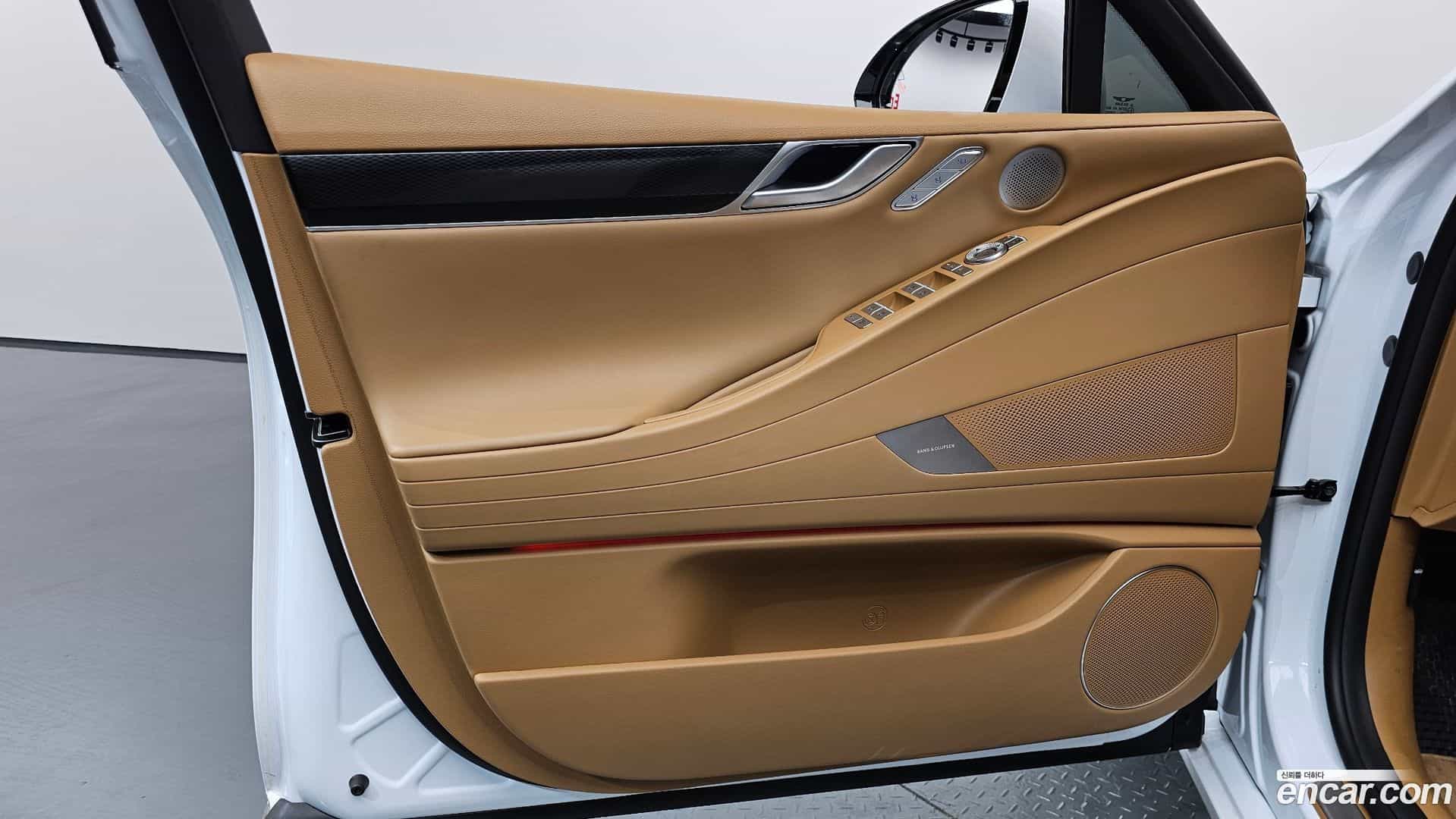 G80 Genesis 2024.9-INNER-034