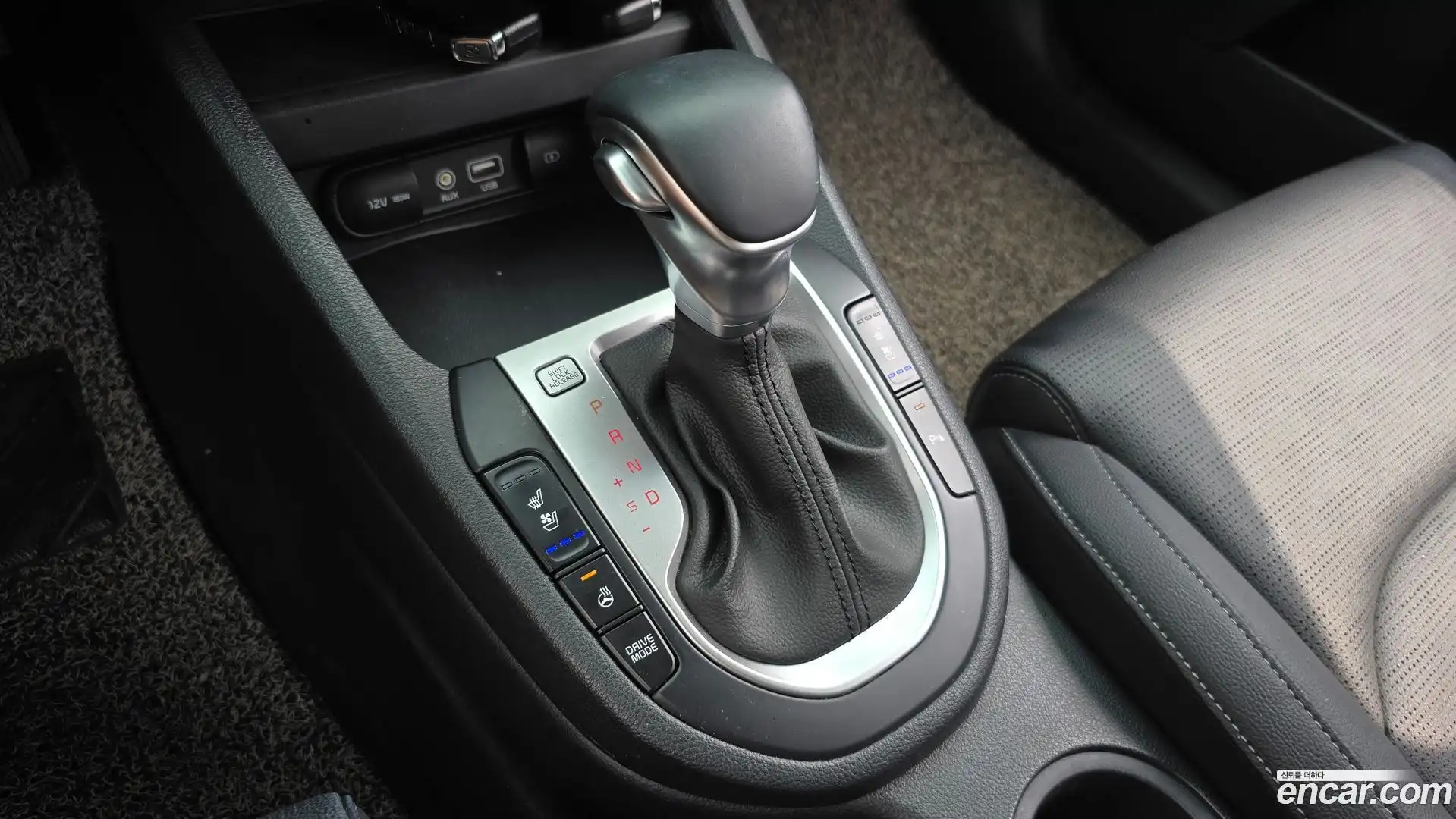 K3 Kia 2019.0-INNER-009