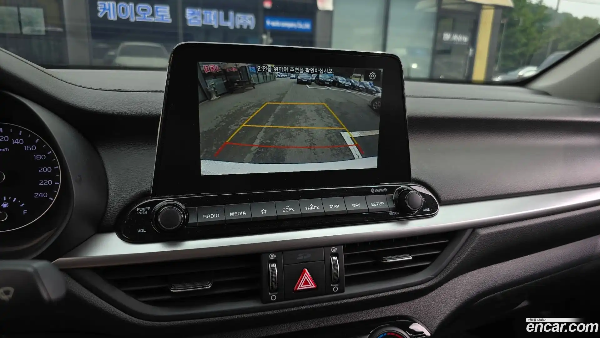 K3 Kia 2019.0-OPTION-019