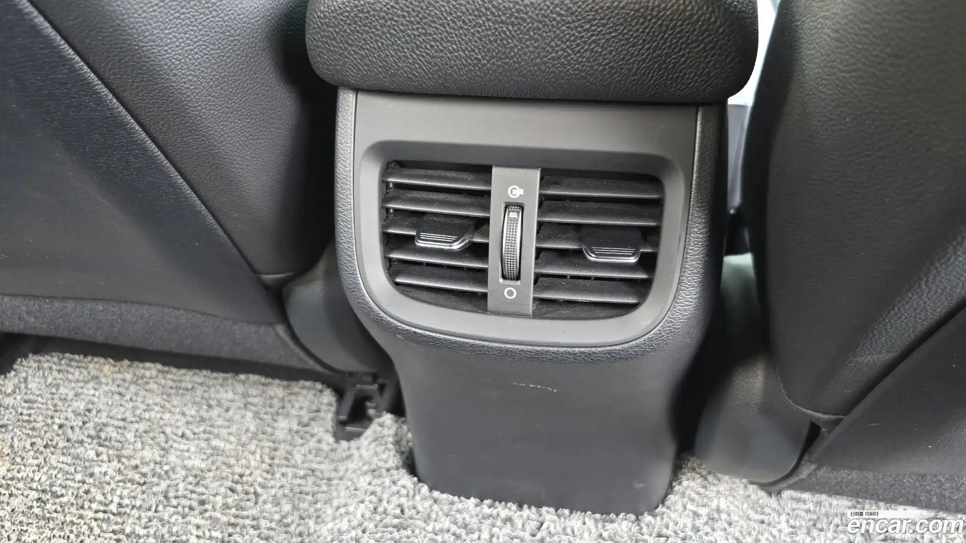 K3 Kia 2019.0-OPTION-044