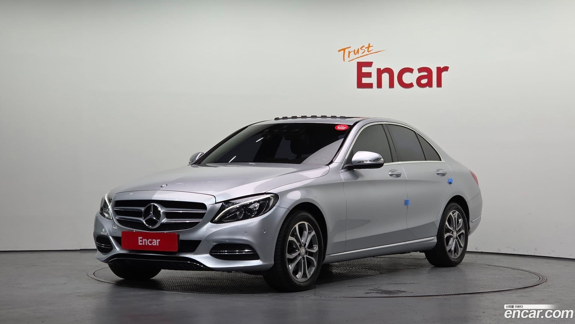 Main__Slider__Photo:C-Class Mercedes-Benz 2015.2-0