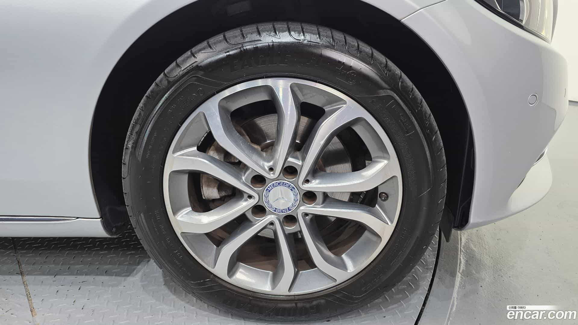 C-Class Mercedes-Benz 2015.2-OUTER-005