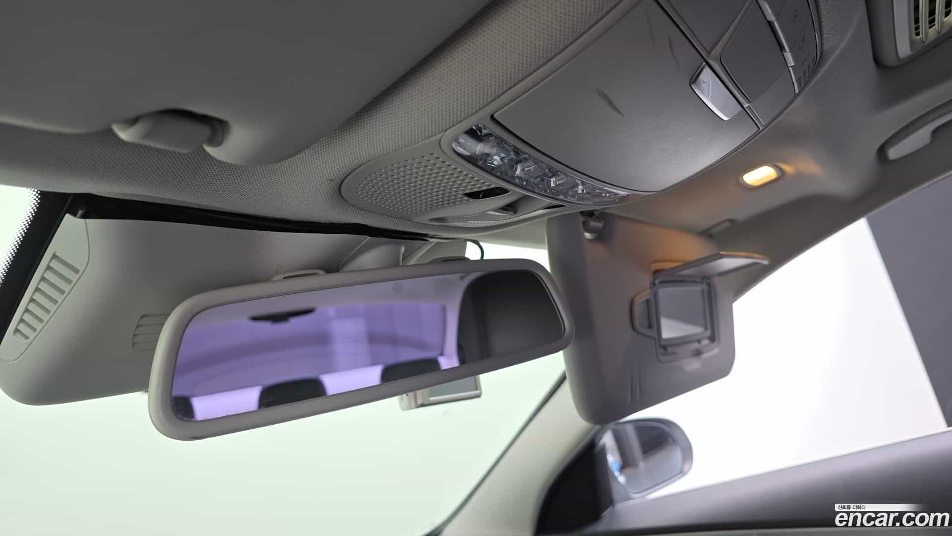 C-Class Mercedes-Benz 2015.2-OPTION-020