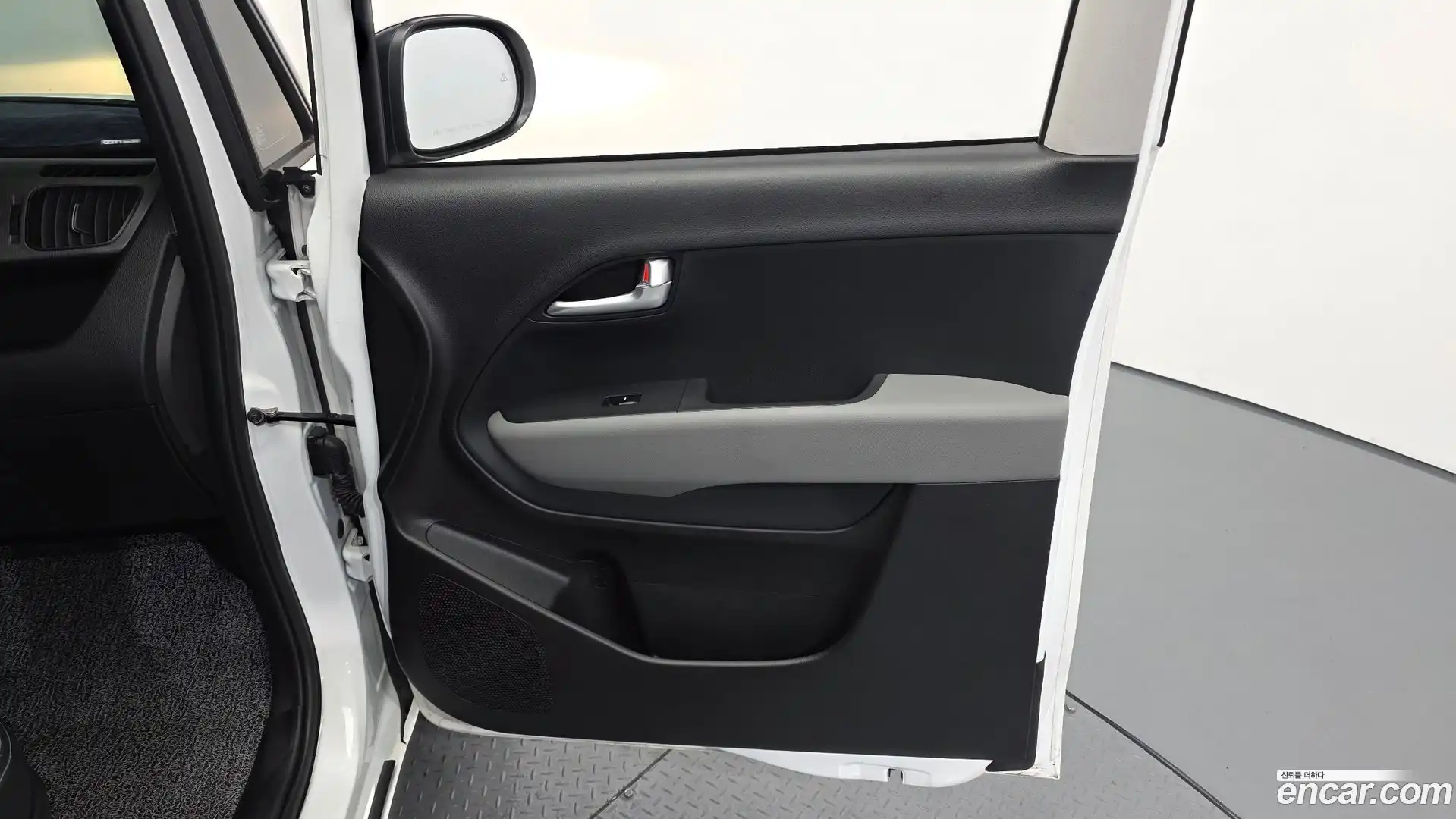 RAY Kia 2025.9-INNER-034