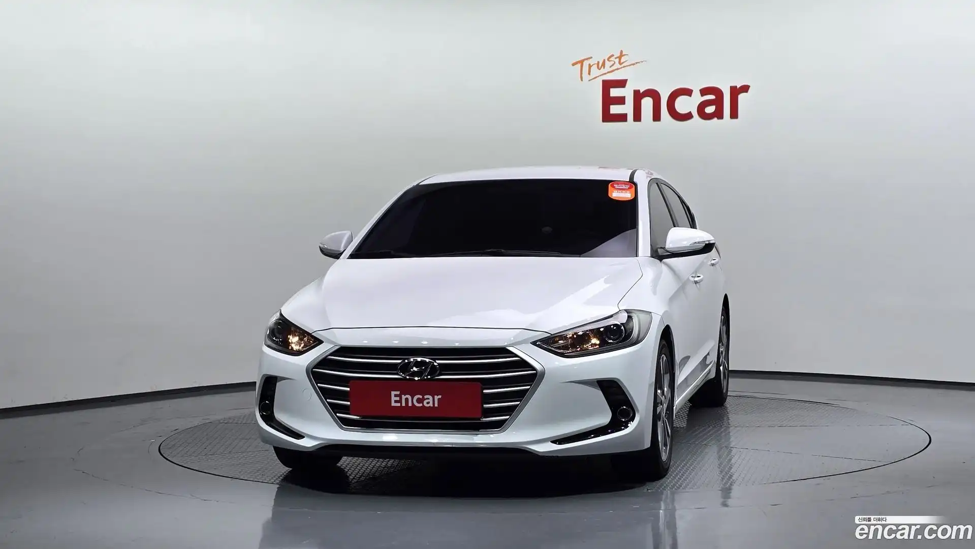 AVANTE Hyundai 2017.8-OUTER-003