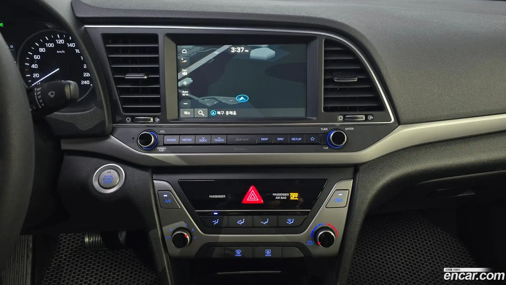 AVANTE Hyundai 2017.8-OPTION-019