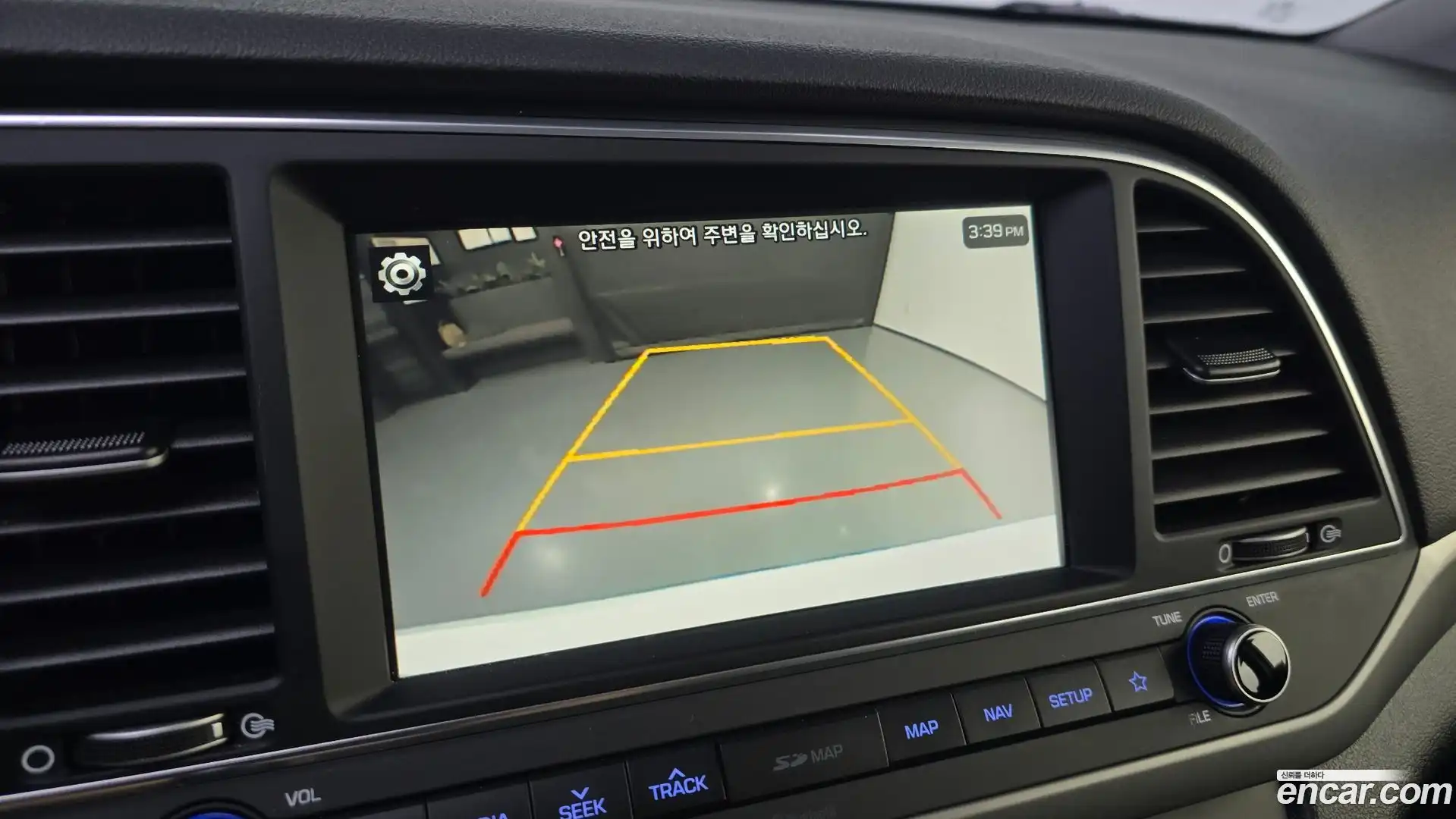 AVANTE Hyundai 2017.8-OPTION-020