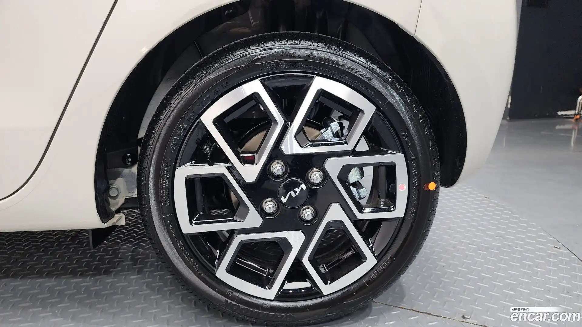 RAY Kia 2026.5-OUTER-031