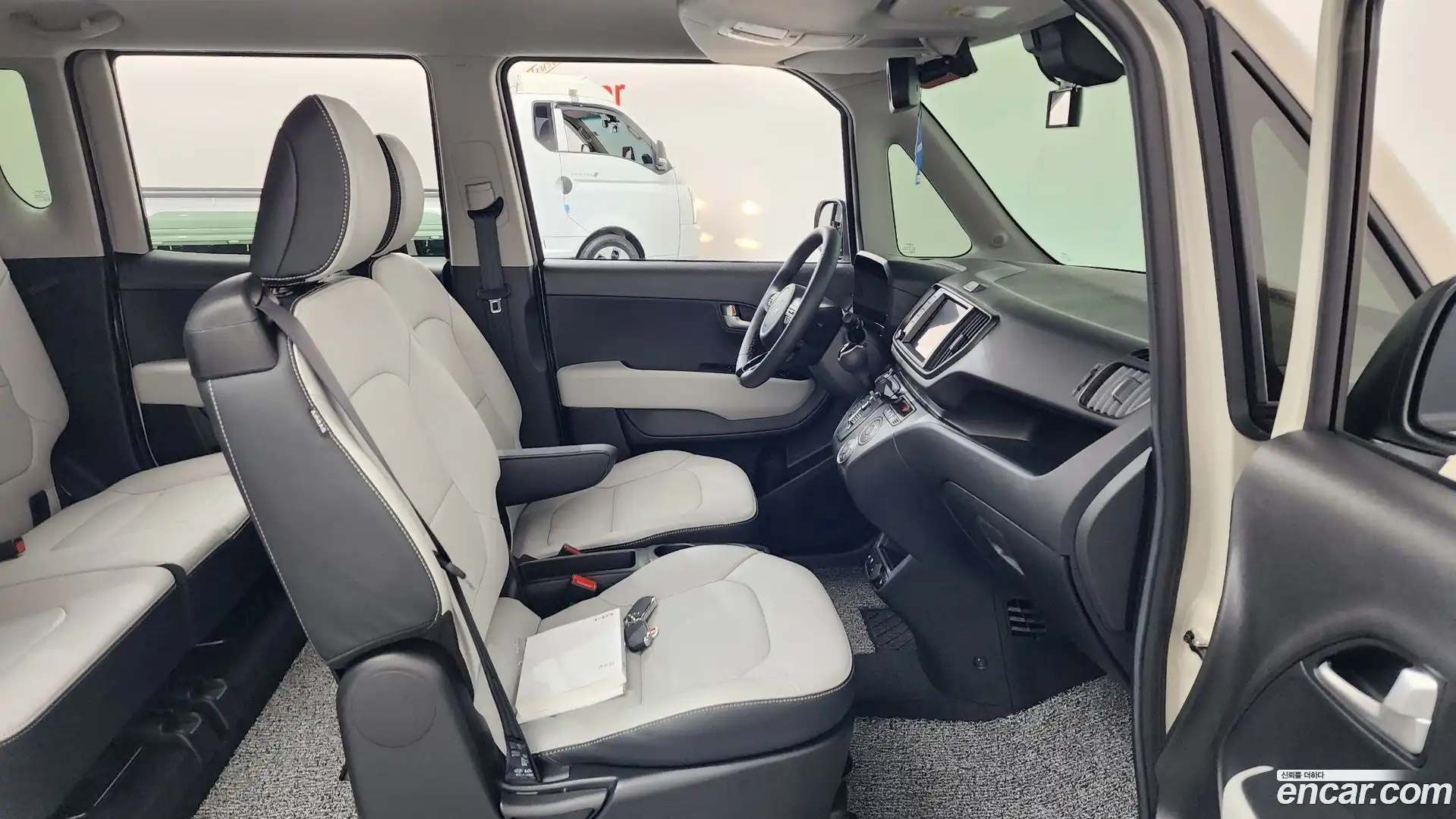 RAY Kia 2026.5-INNER-036