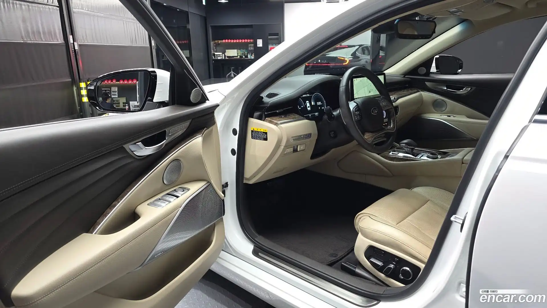 K9 Kia 2019.0-INNER-010