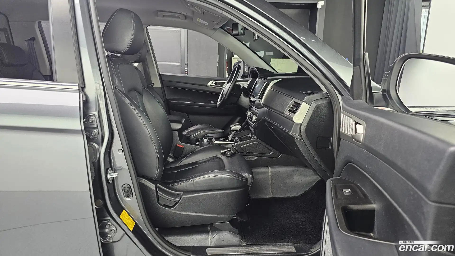 Rexton KG Mobility 2019.1-OPTION-016