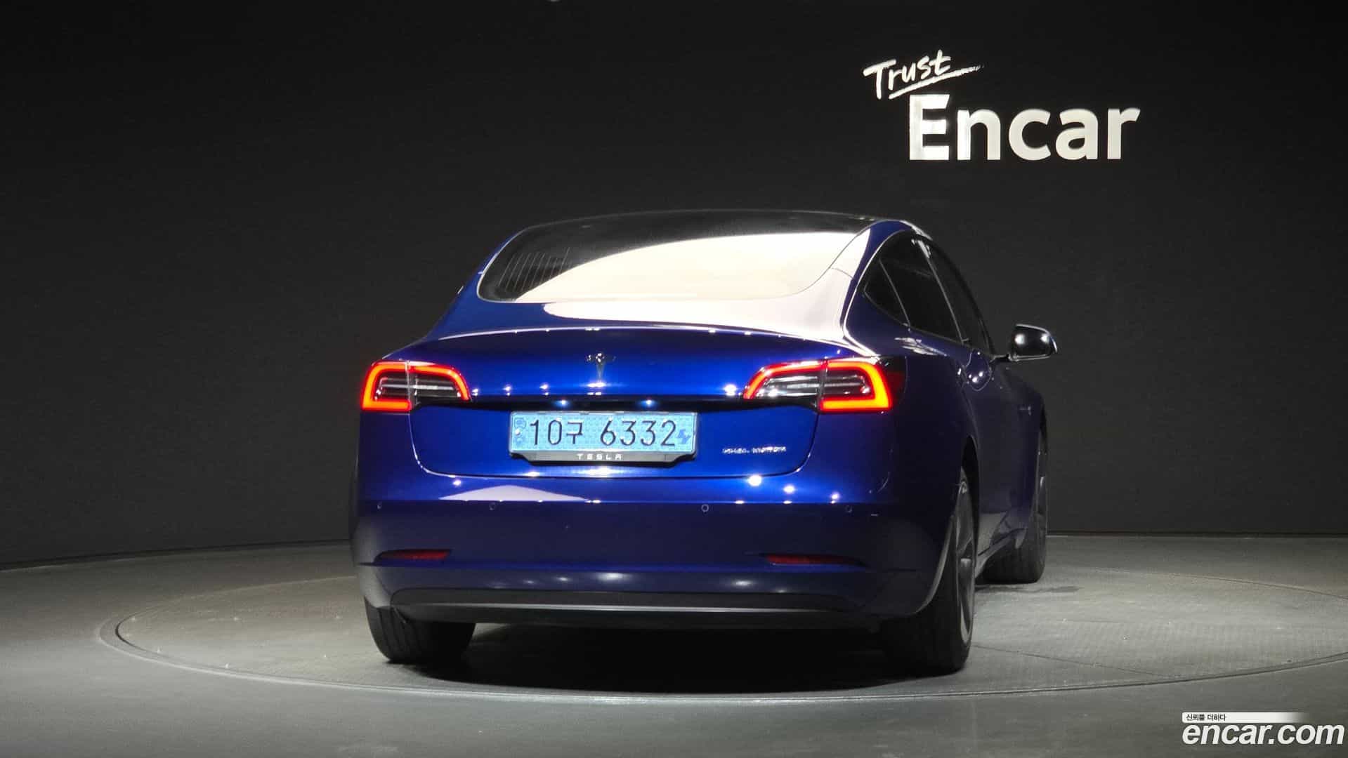 Model 3 Tesla 2020.6-OUTER-004