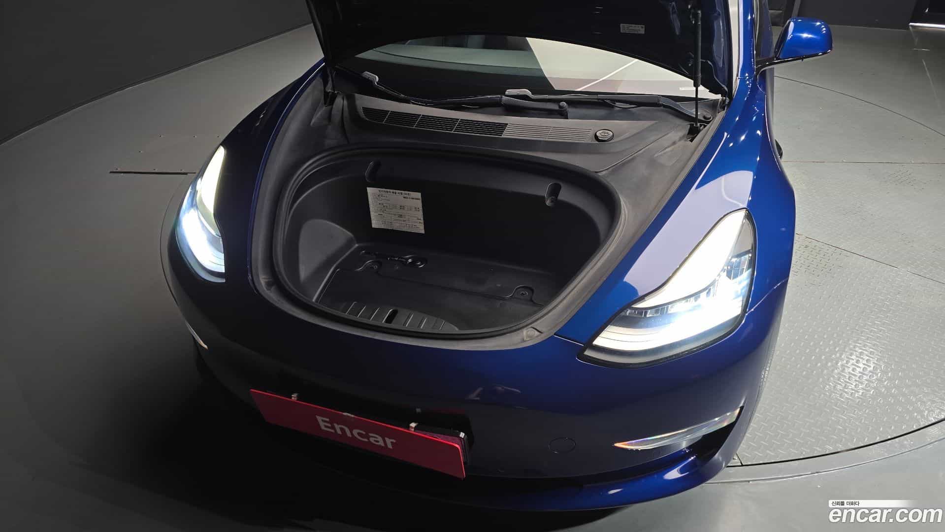 Model 3 Tesla 2020.6-OUTER-006