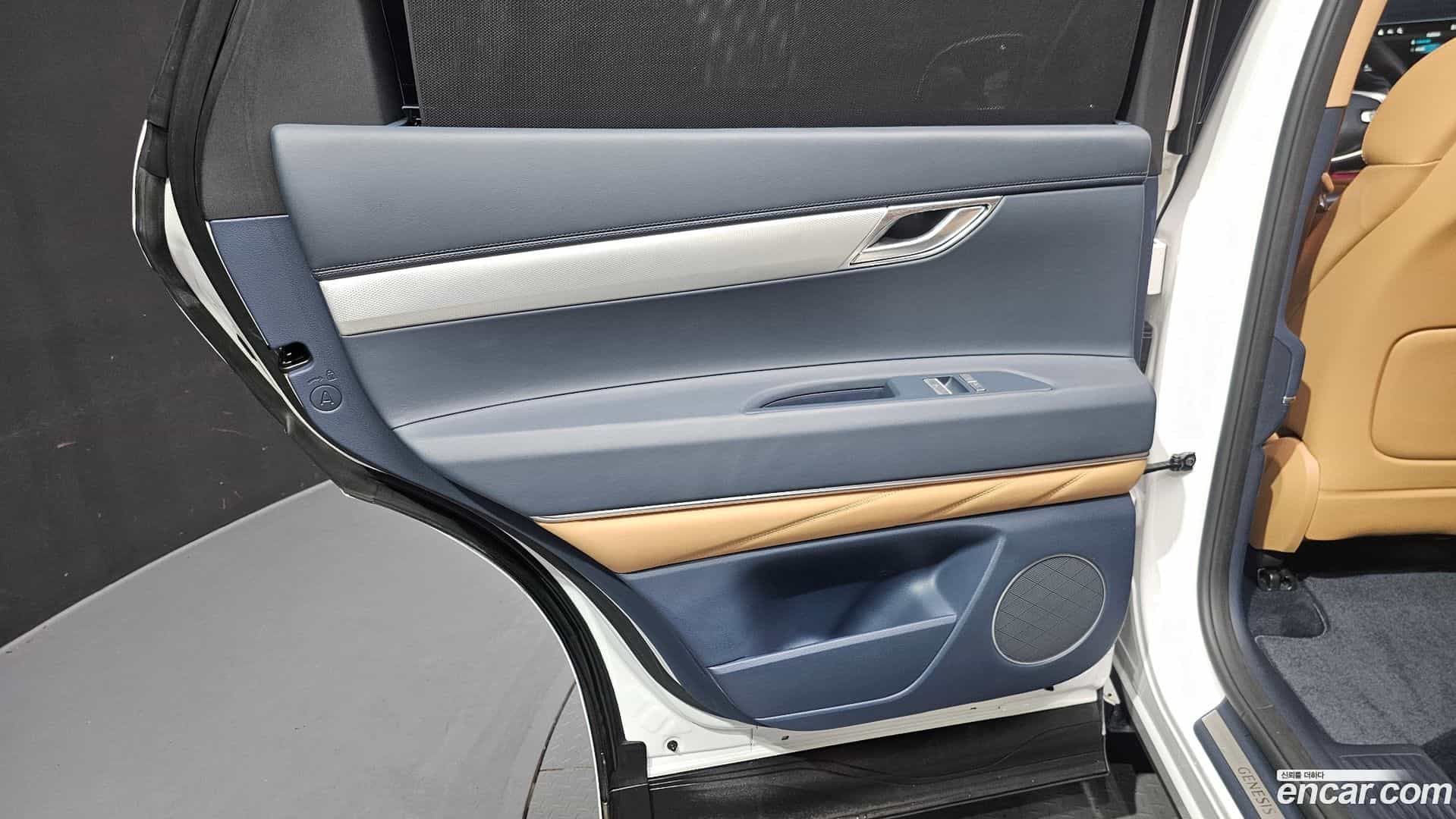GV80 Genesis 2023.3-INNER-035