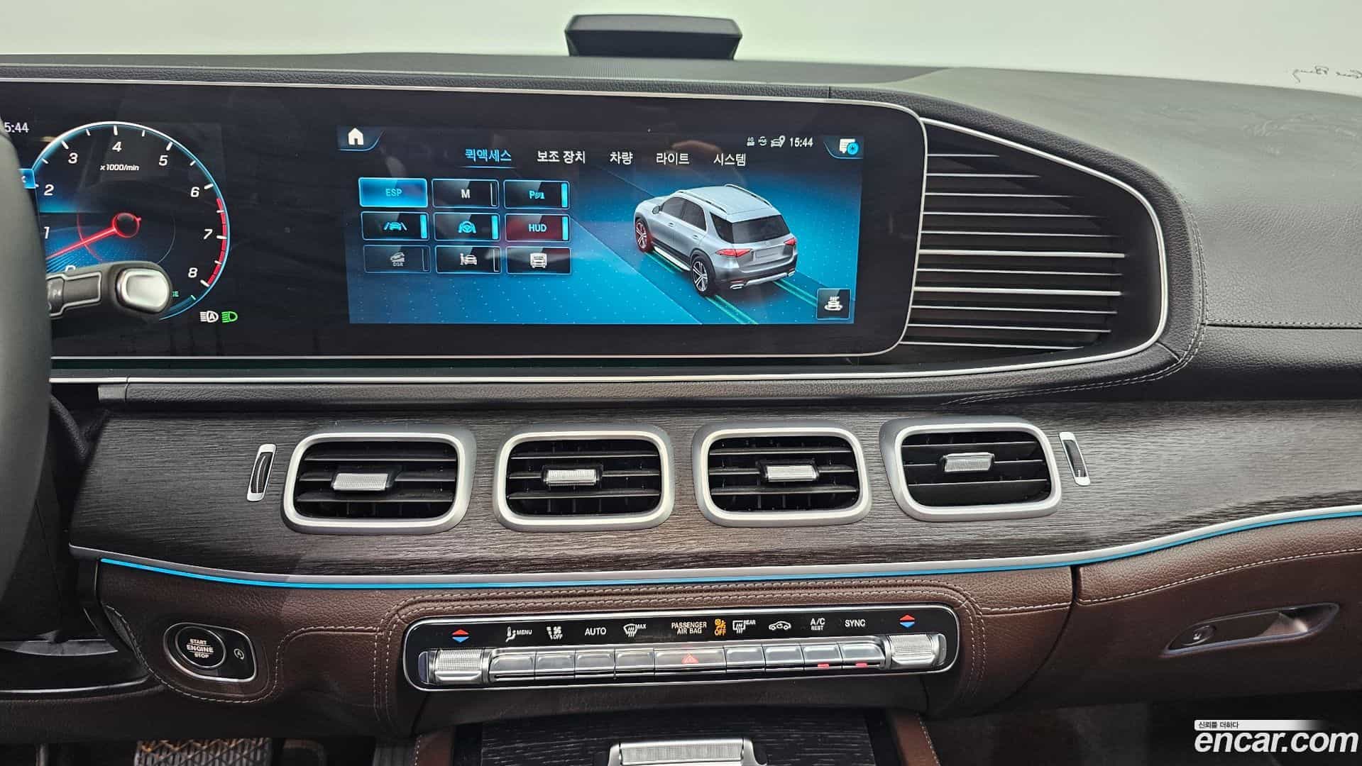 GLE-Class Mercedes-Benz 2023.3-OPTION-017