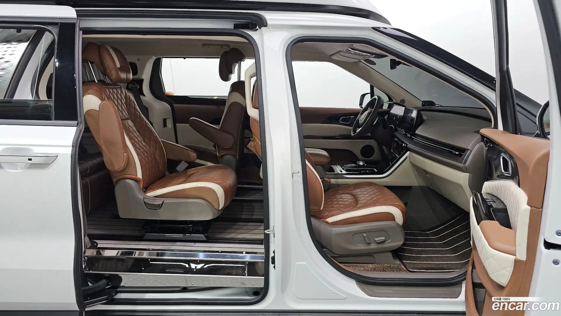 Canival Kia 2023.2-OPTION-022
