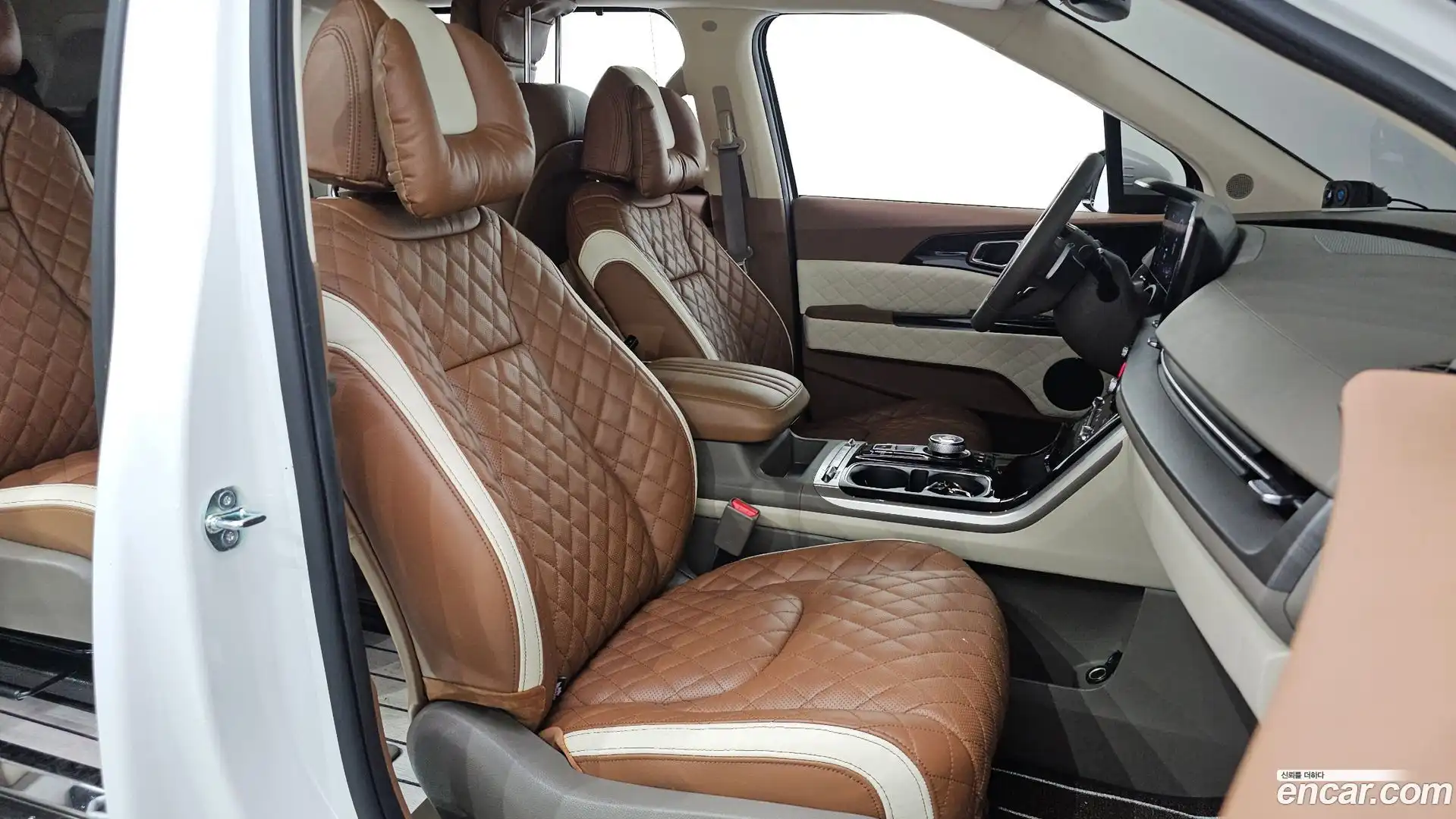 Canival Kia 2023.2-INNER-036