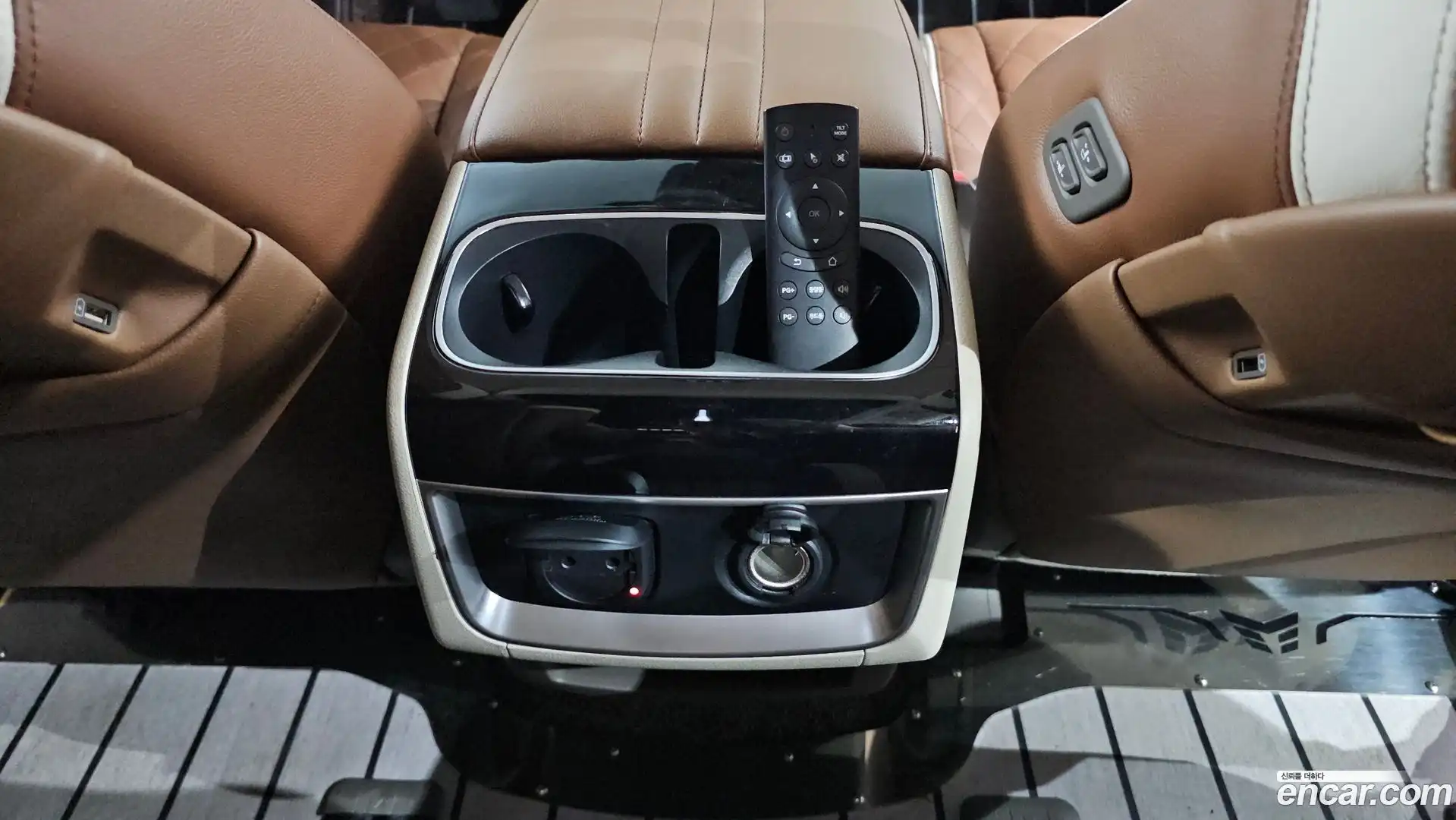 Canival Kia 2023.2-OPTION-048