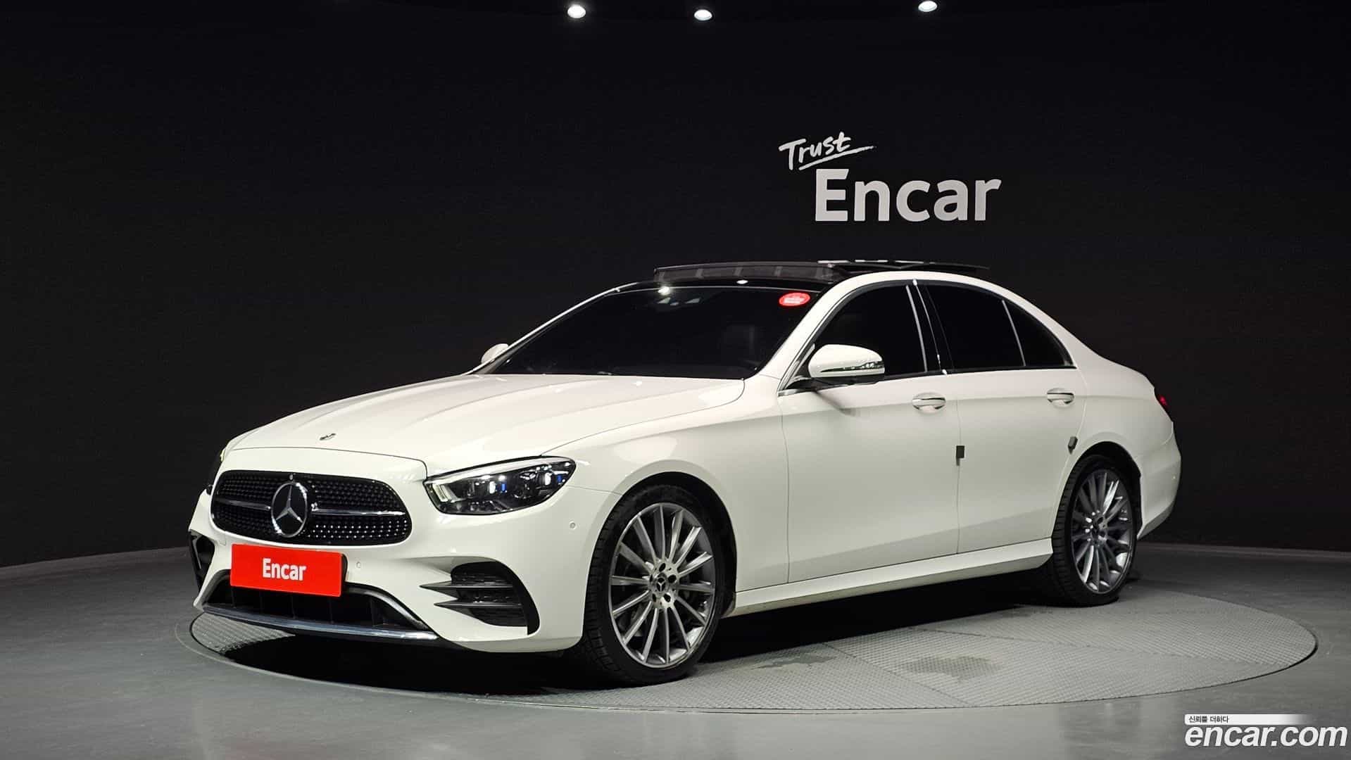 E-Class Mercedes-Benz 2022.11-OUTER-001