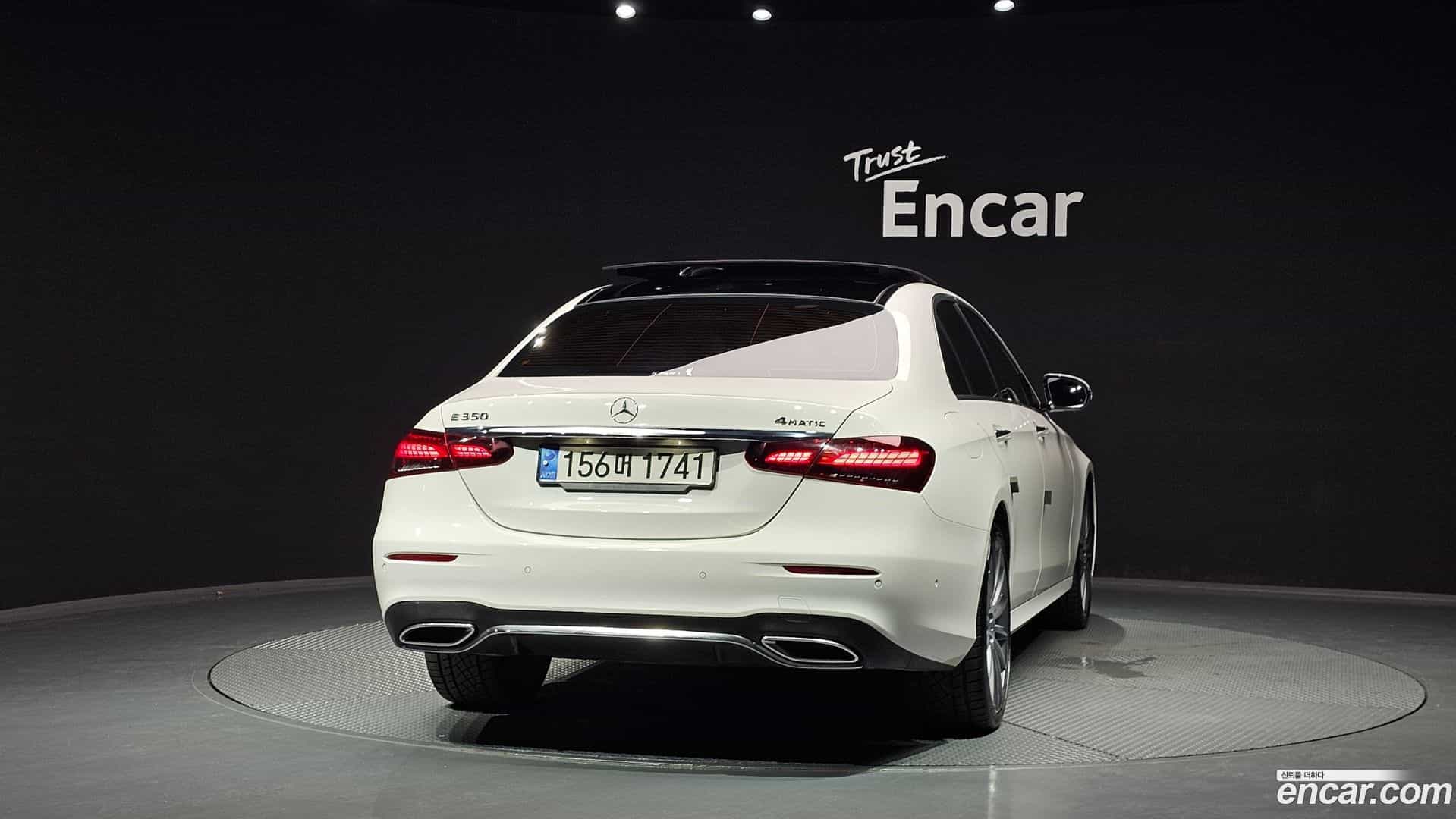 E-Class Mercedes-Benz 2022.11-OUTER-004
