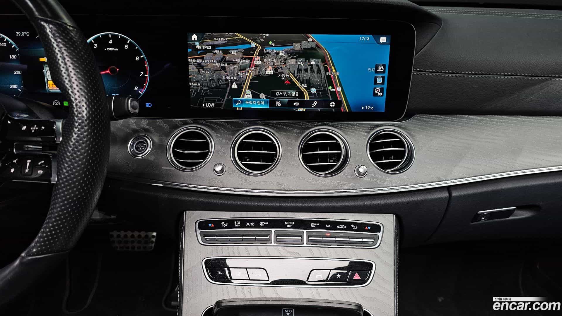 E-Class Mercedes-Benz 2022.11-OPTION-018