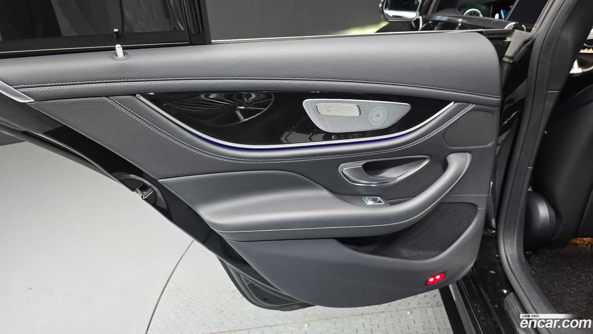 AMG GT Mercedes-Benz 2021.10-INNER-035