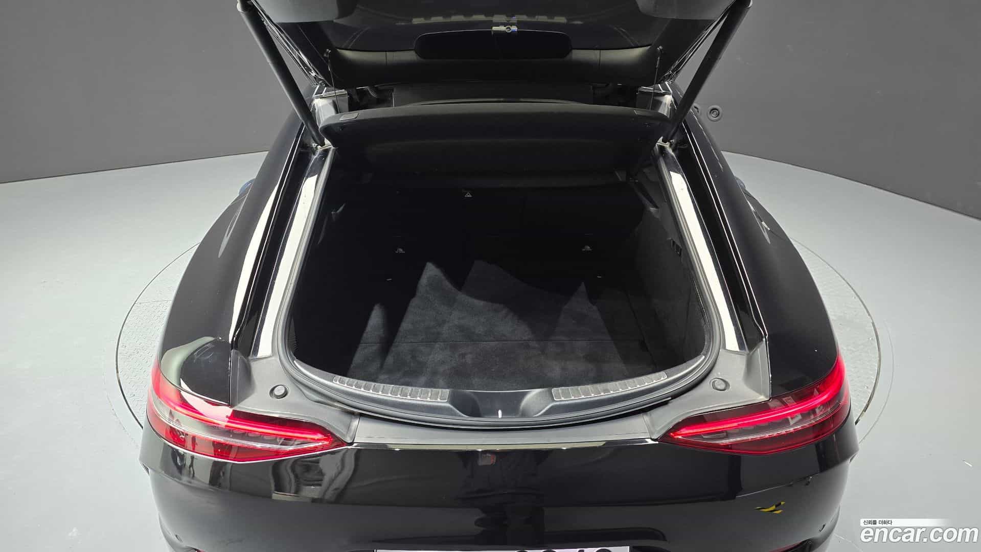 AMG GT Mercedes-Benz 2021.10-OPTION-043